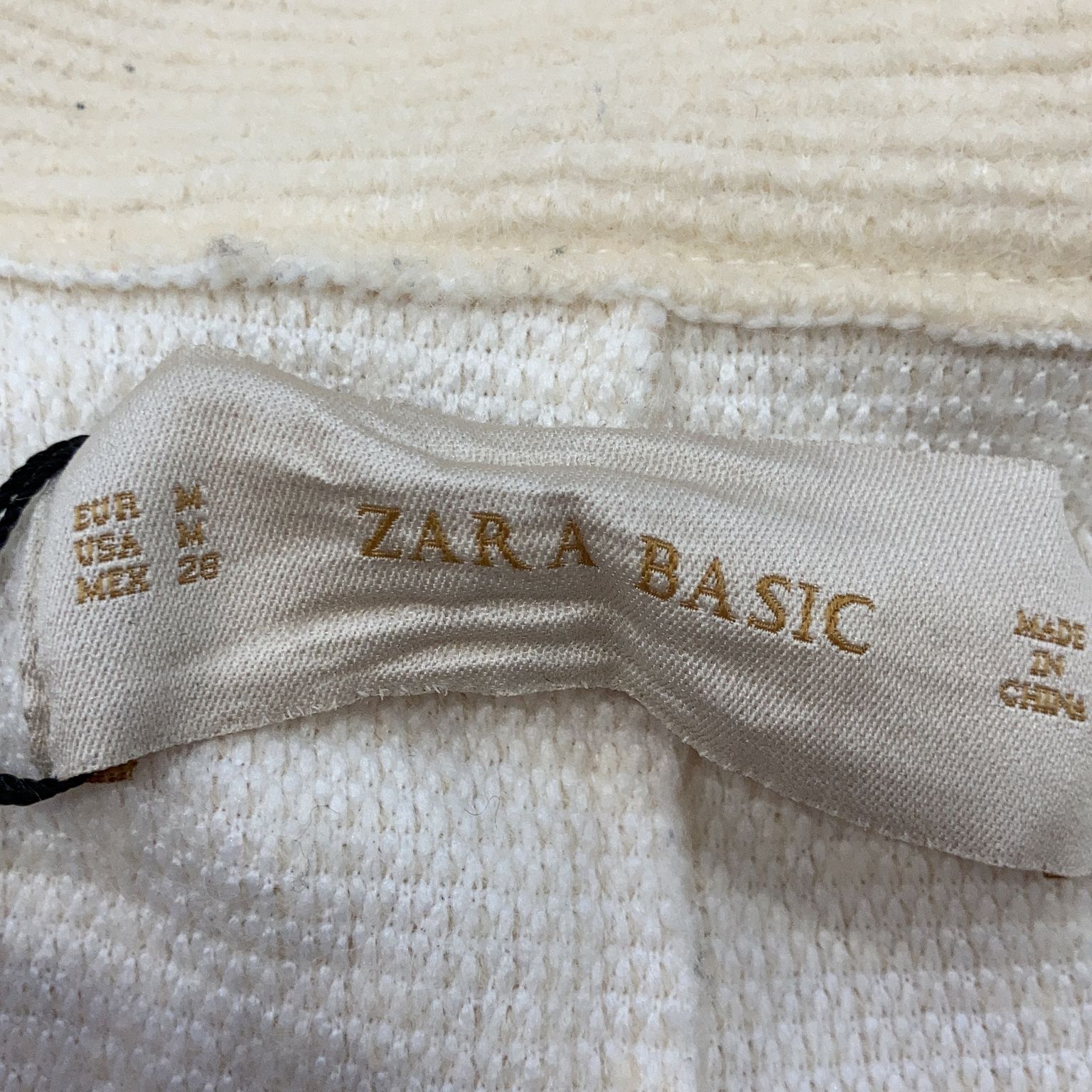 Zara Basic