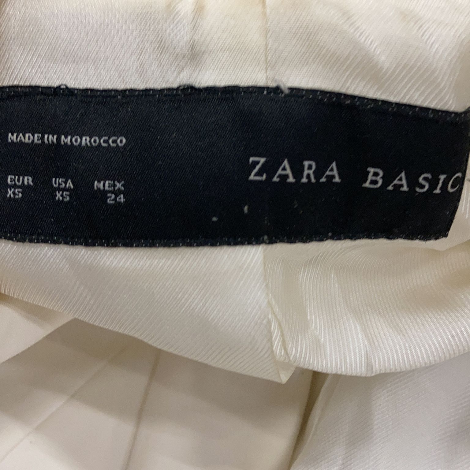 Zara Basic