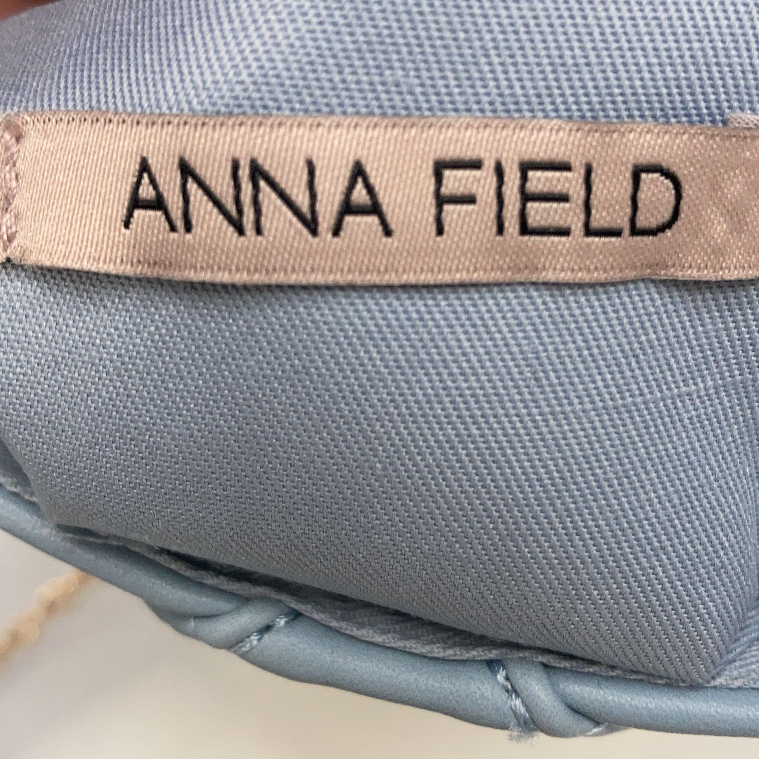 Anna Field