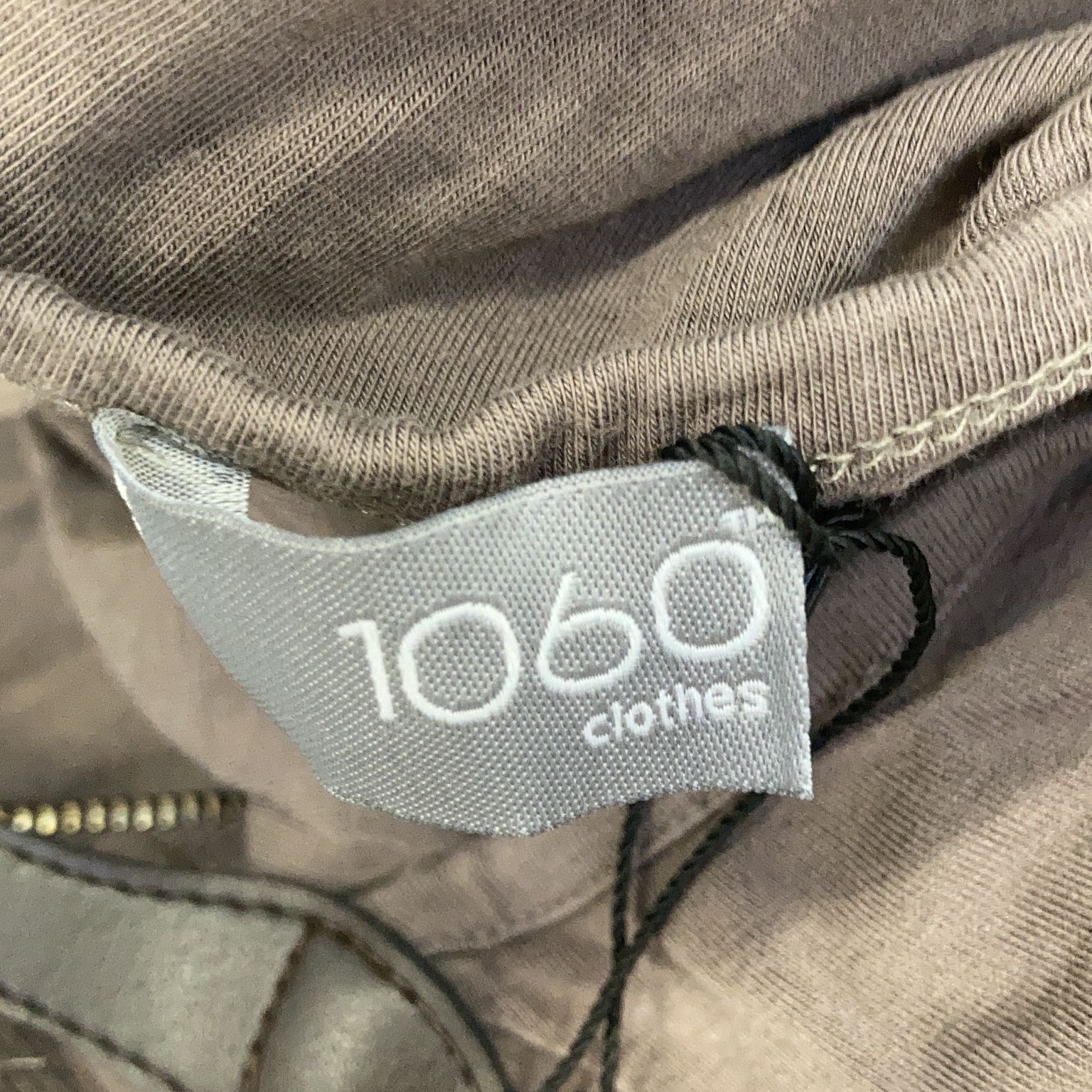 1060 Clothes