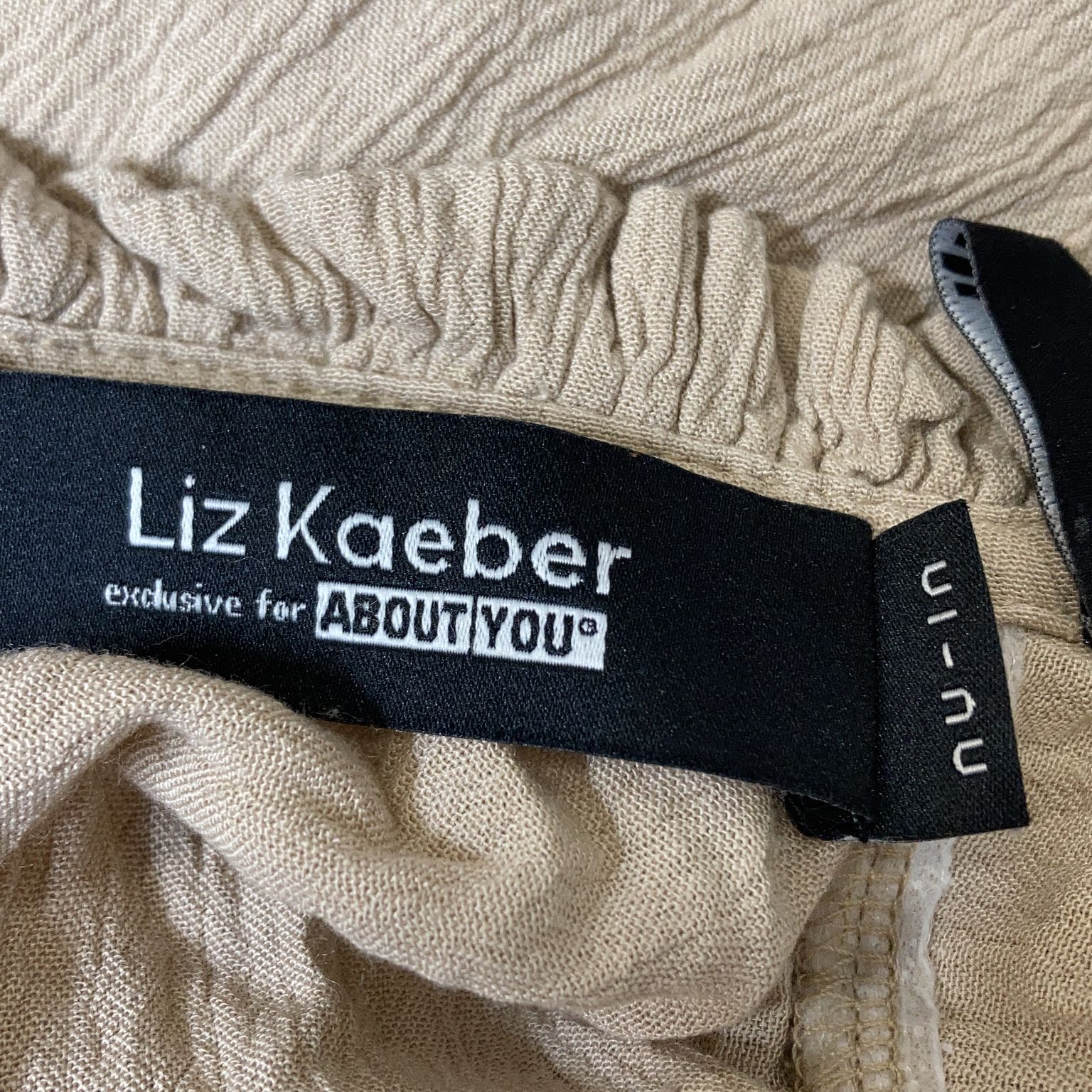 Liz Kaeber for About You