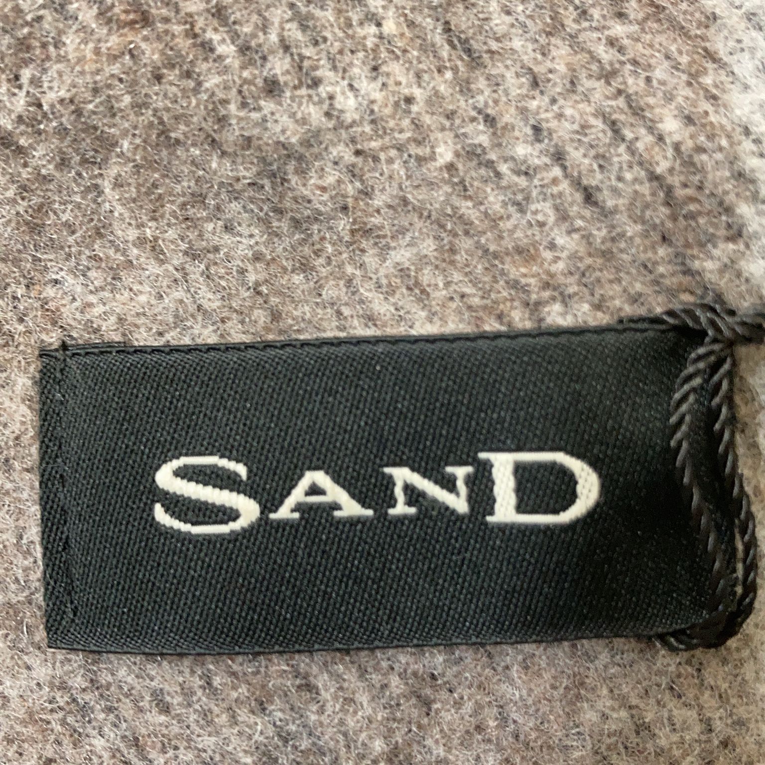 SAND