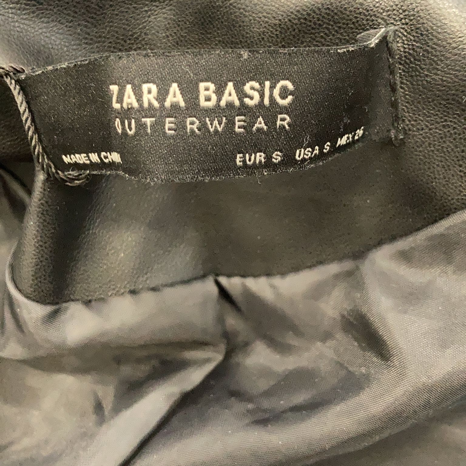 Zara Basic