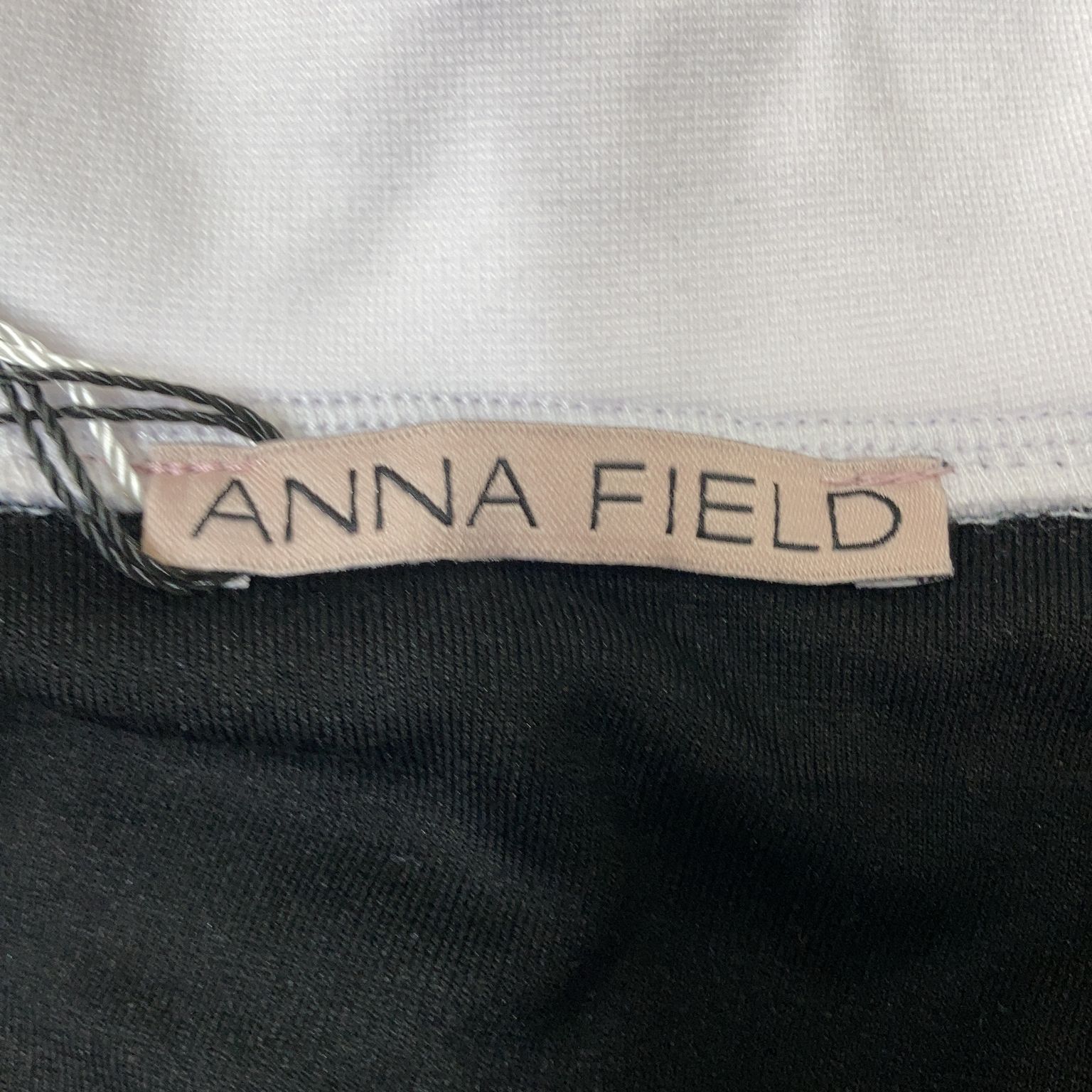 Anna Field