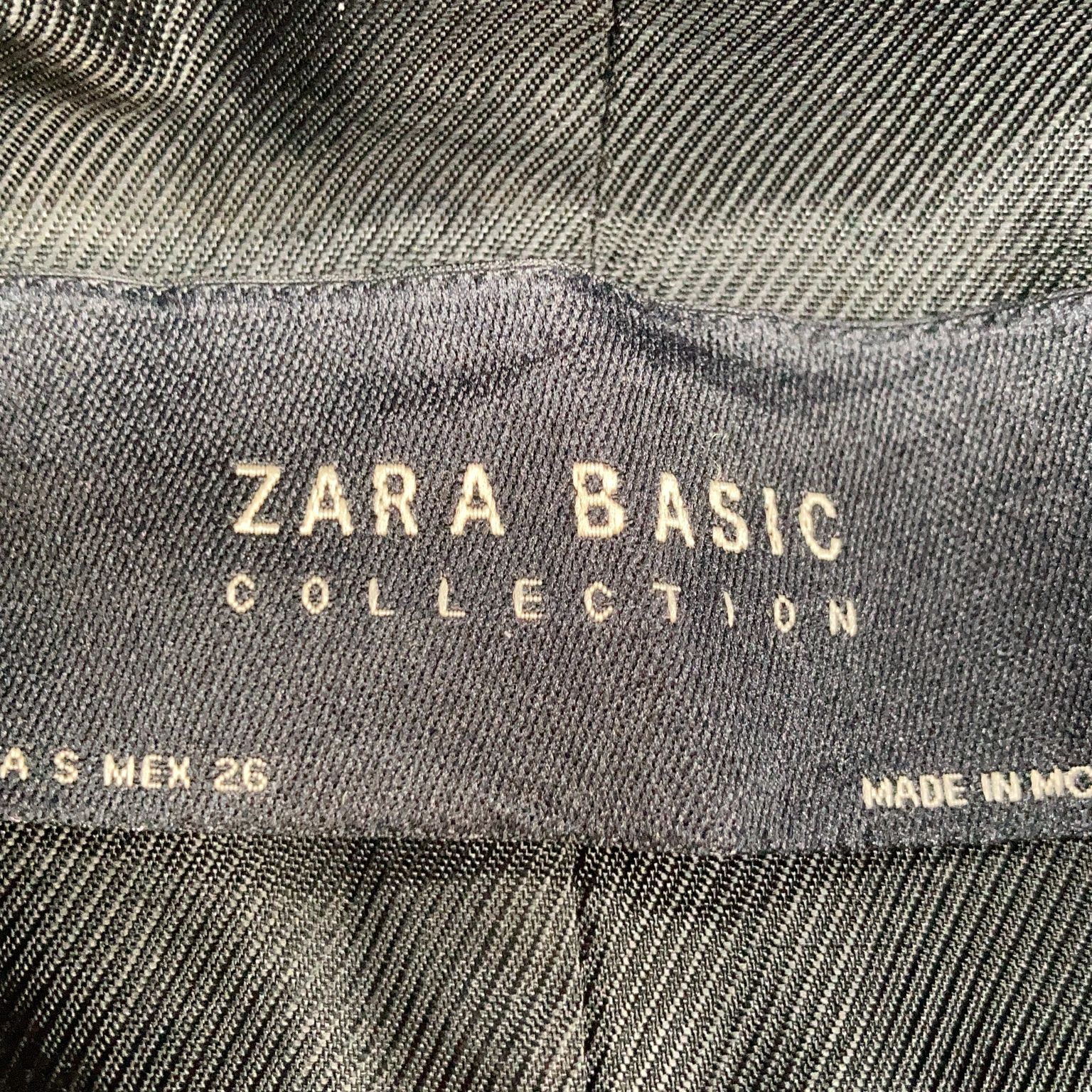 Zara Basic