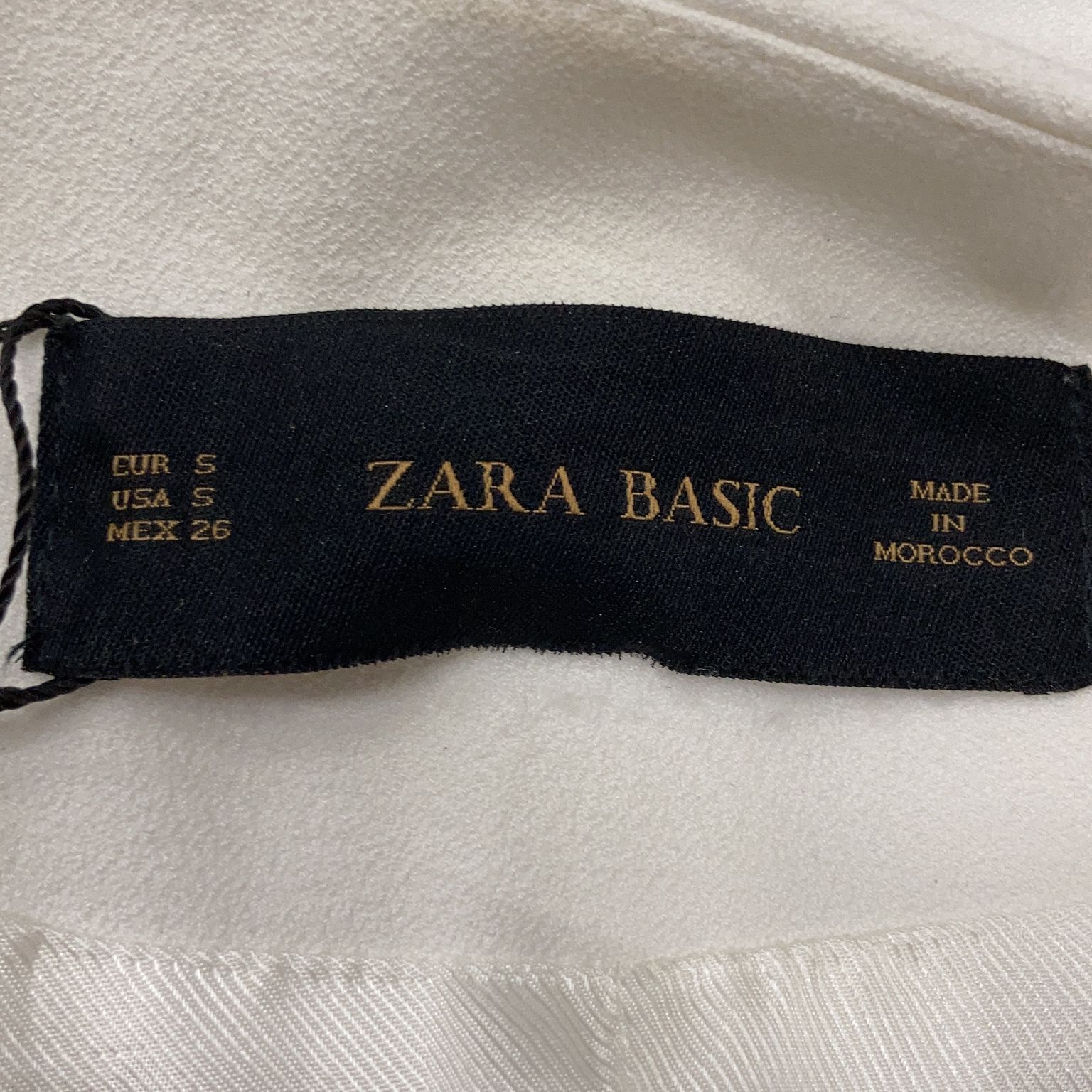 Zara Basic