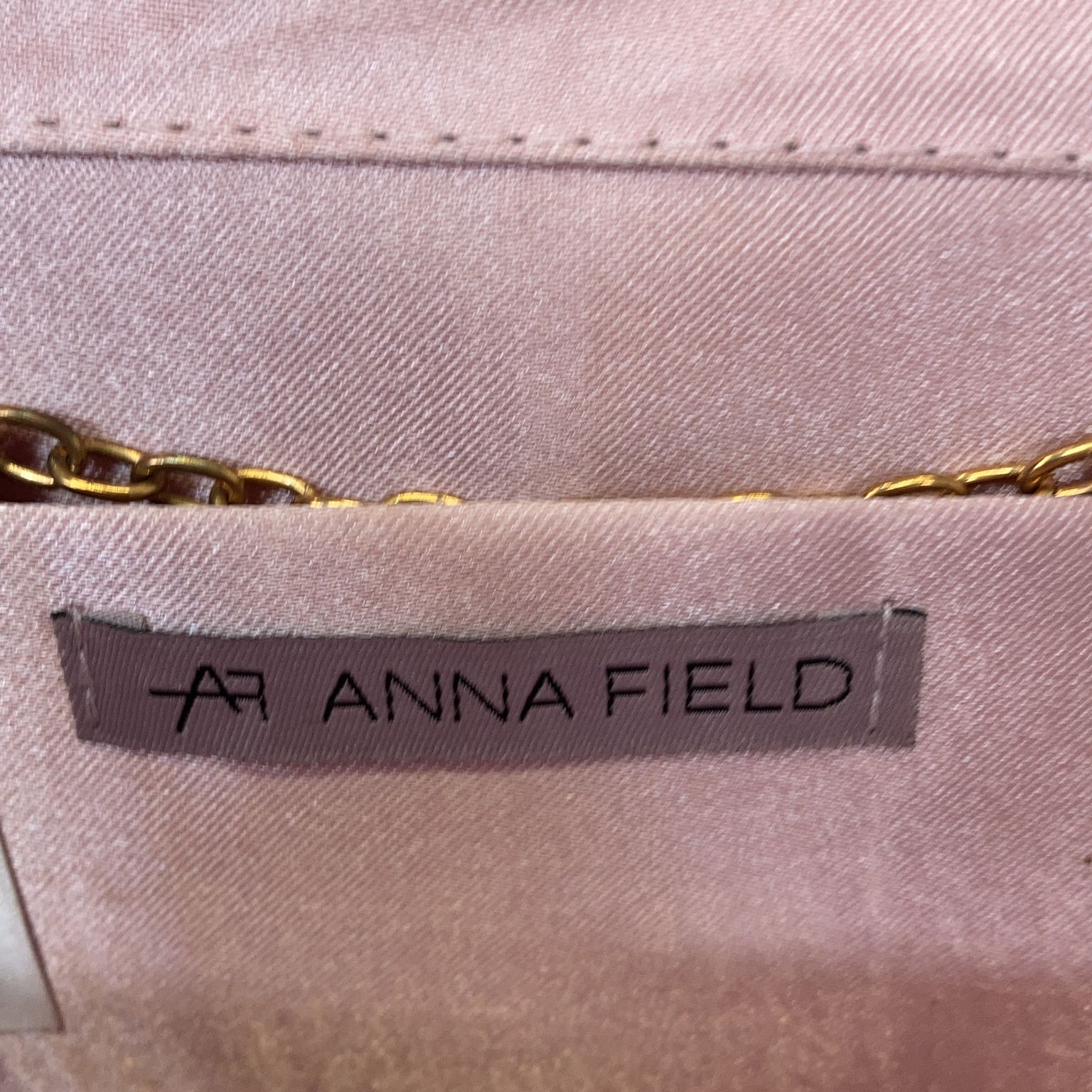 Anna Field