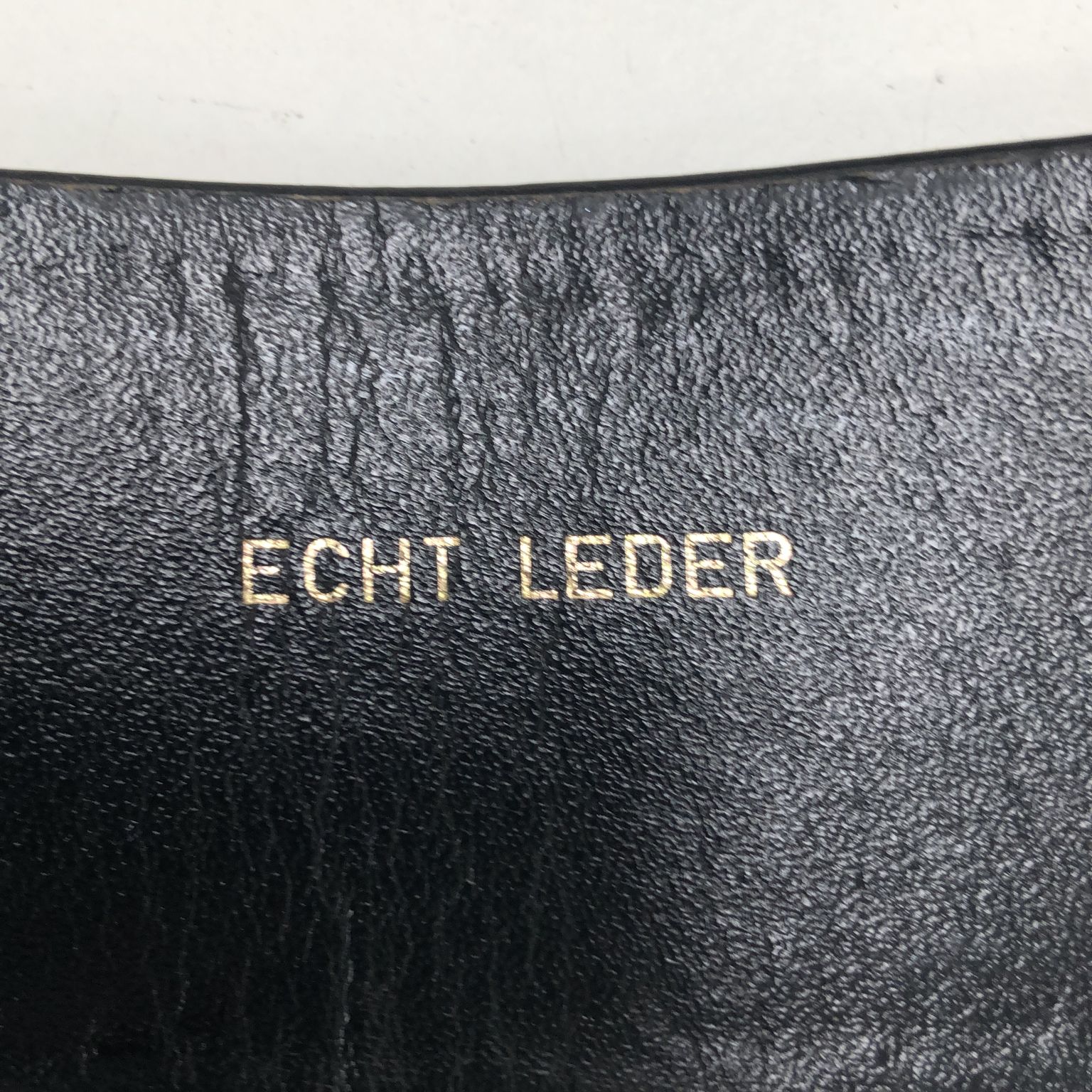 Echtes Leder