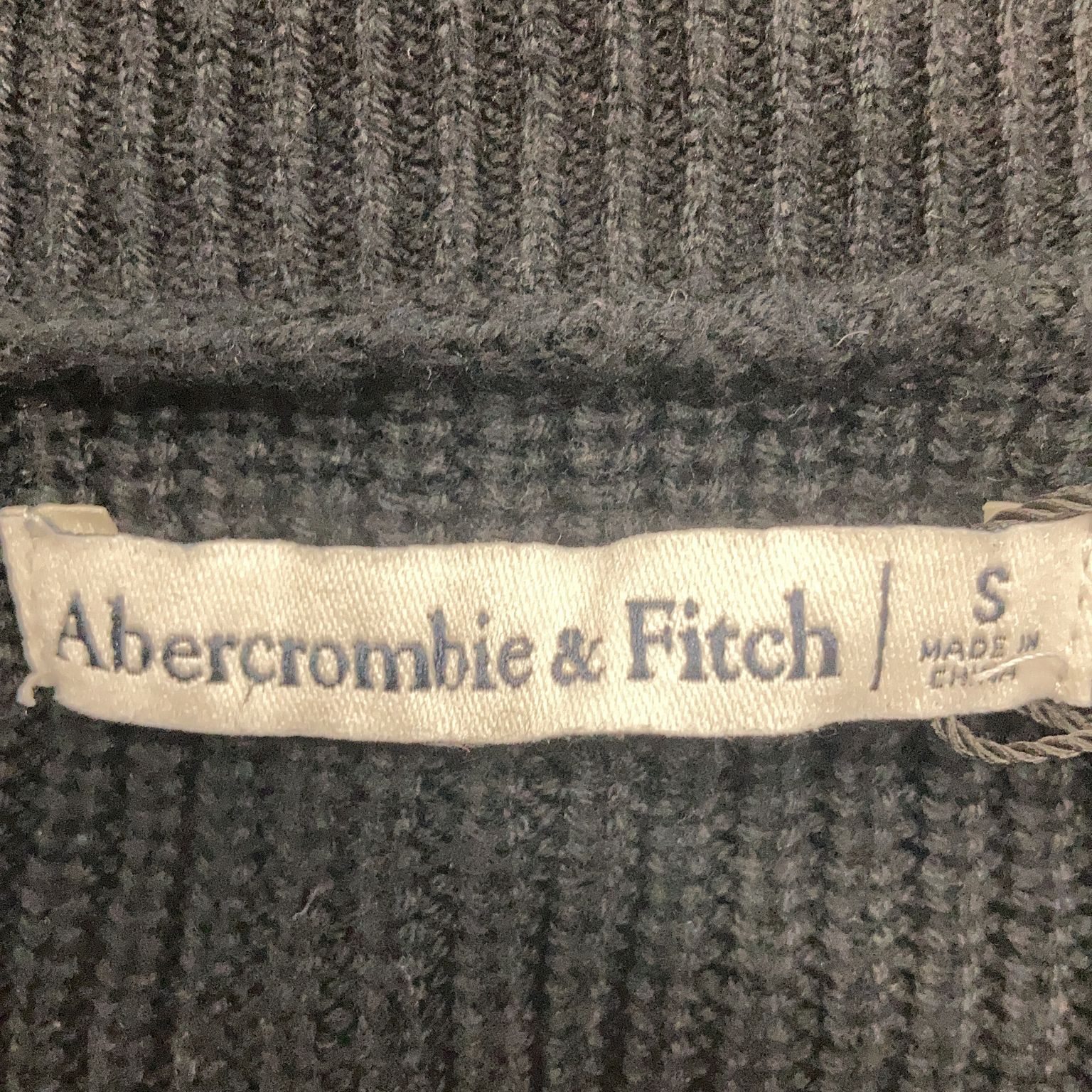 Abercrombie  Fitch