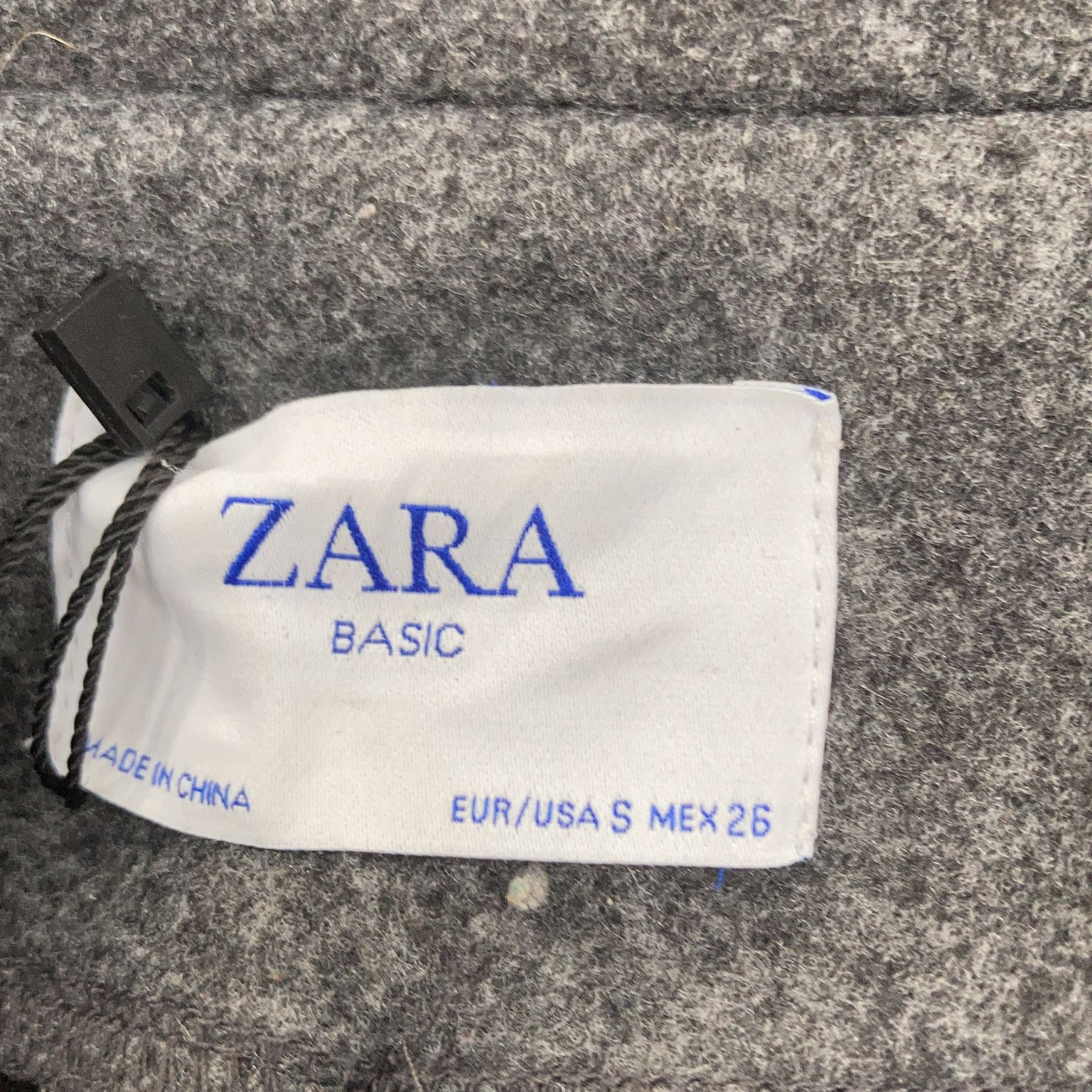 Zara Basic