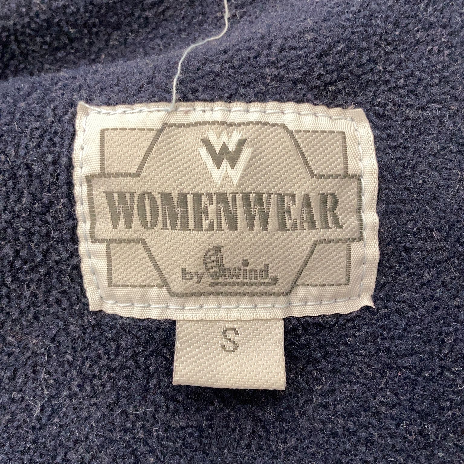 Womenwear by Wind