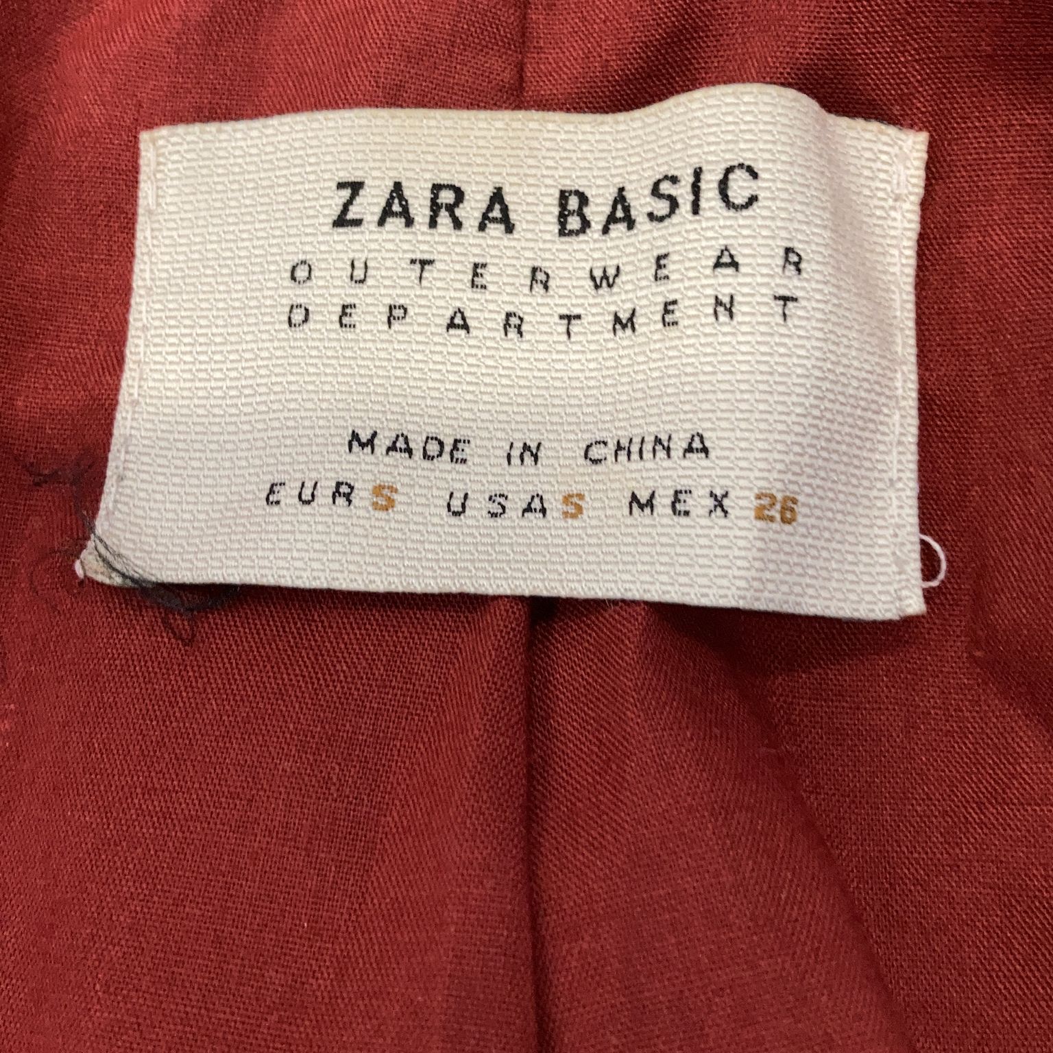 Zara Basic