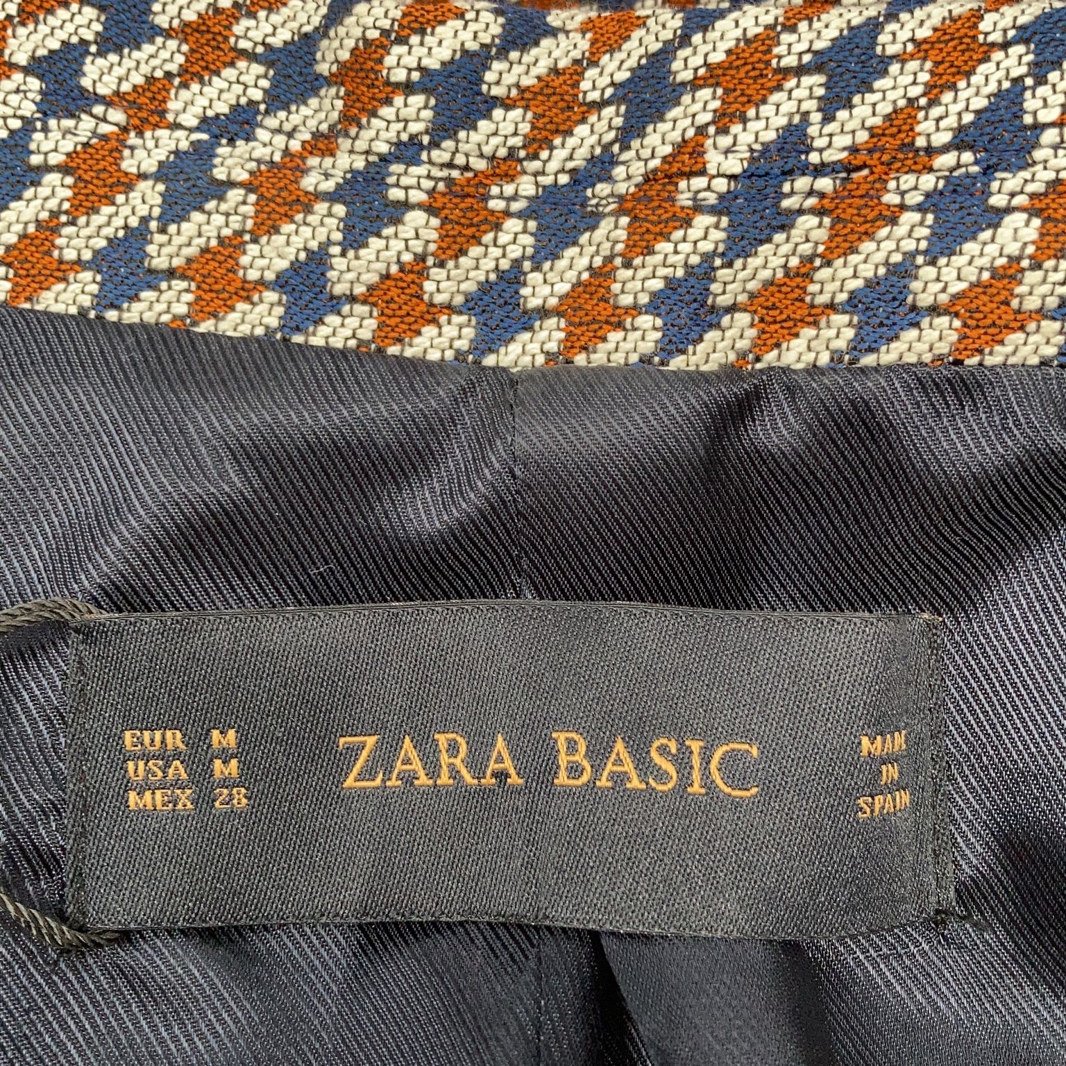 Zara Basic