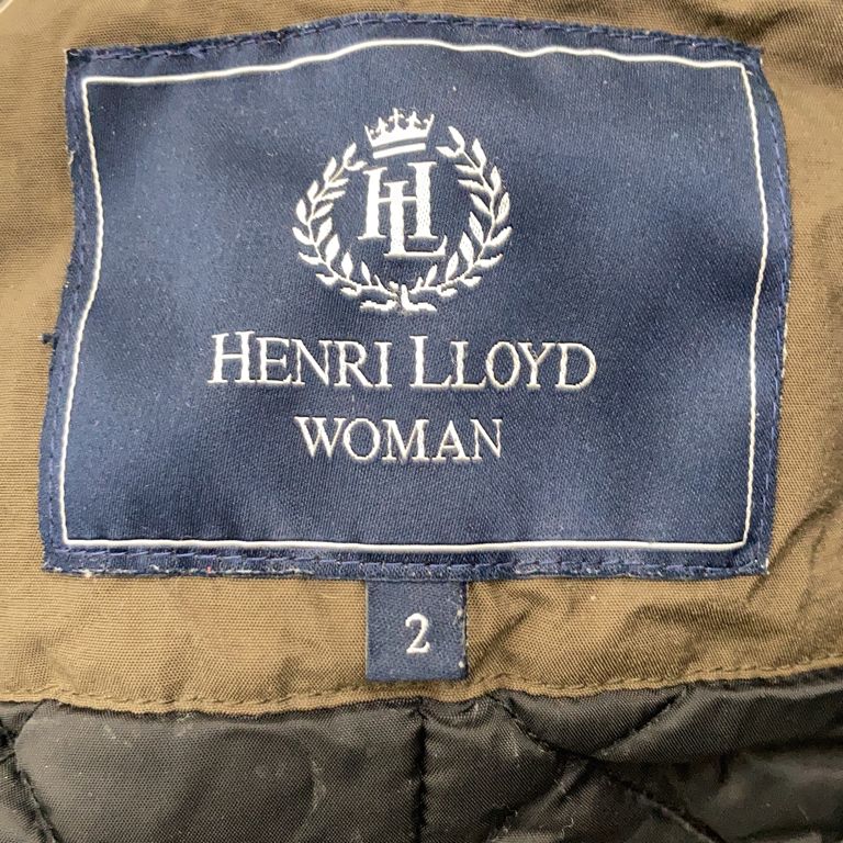 Henri Lloyd Woman