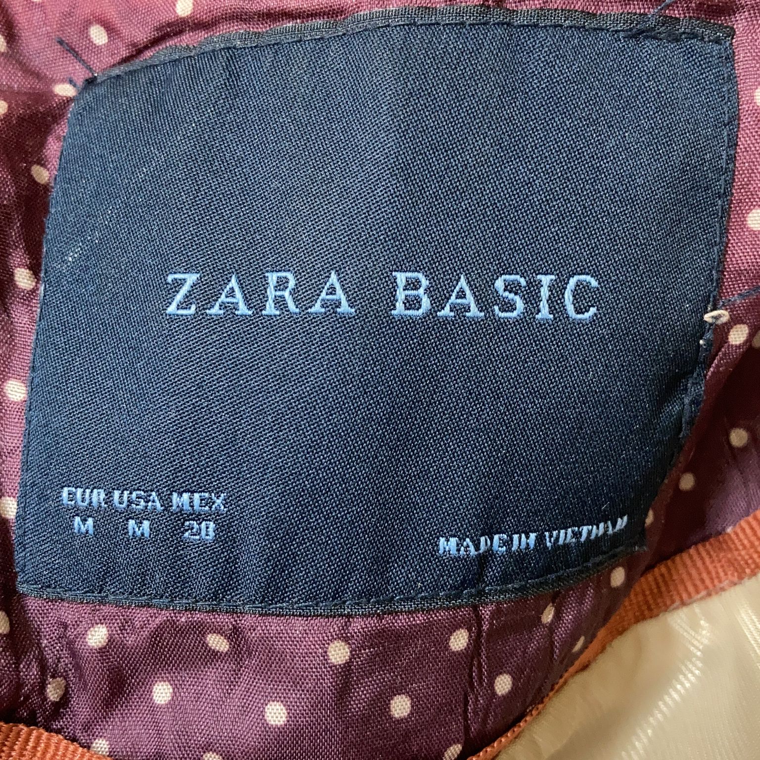 Zara Basic