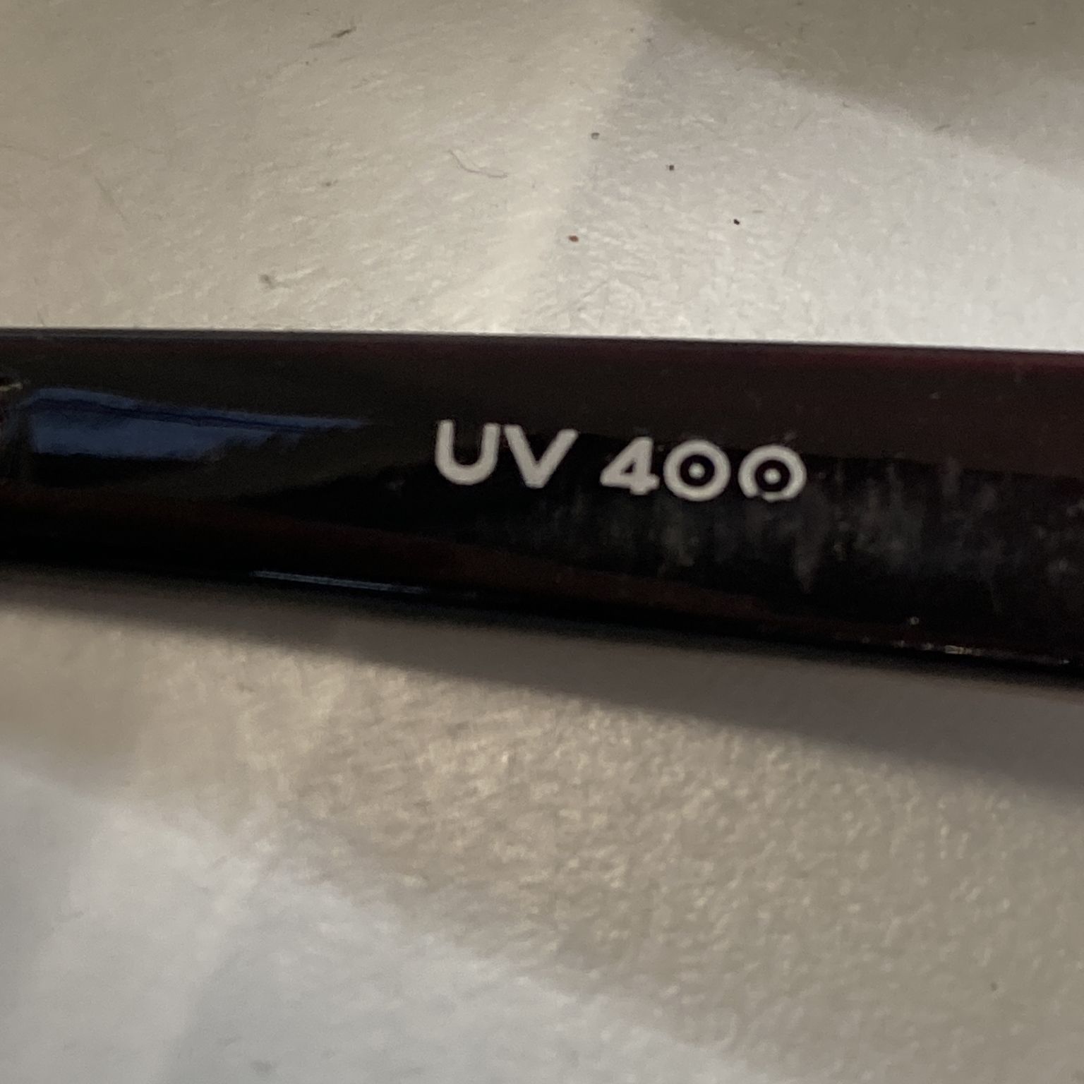 UV 400