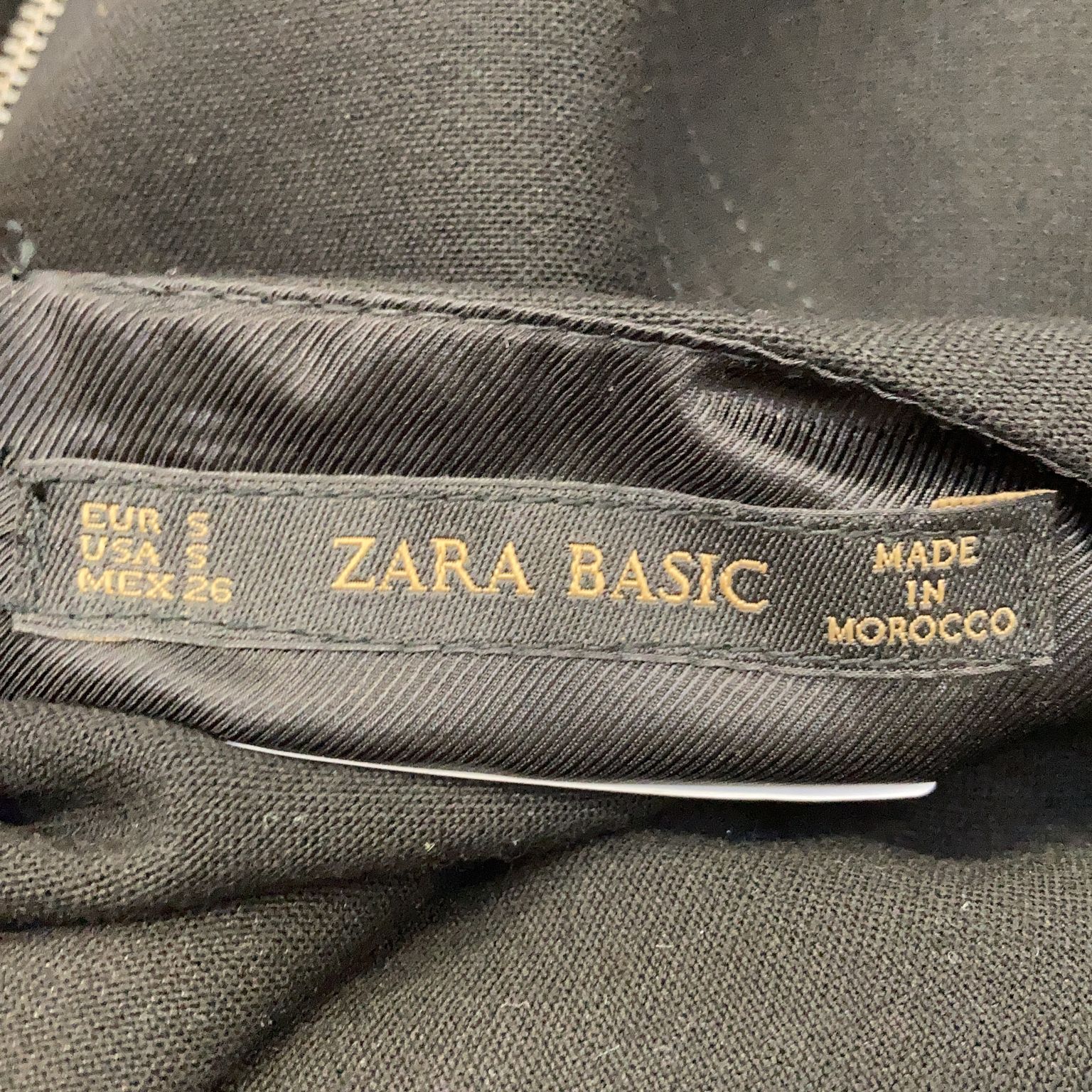 Zara Basic