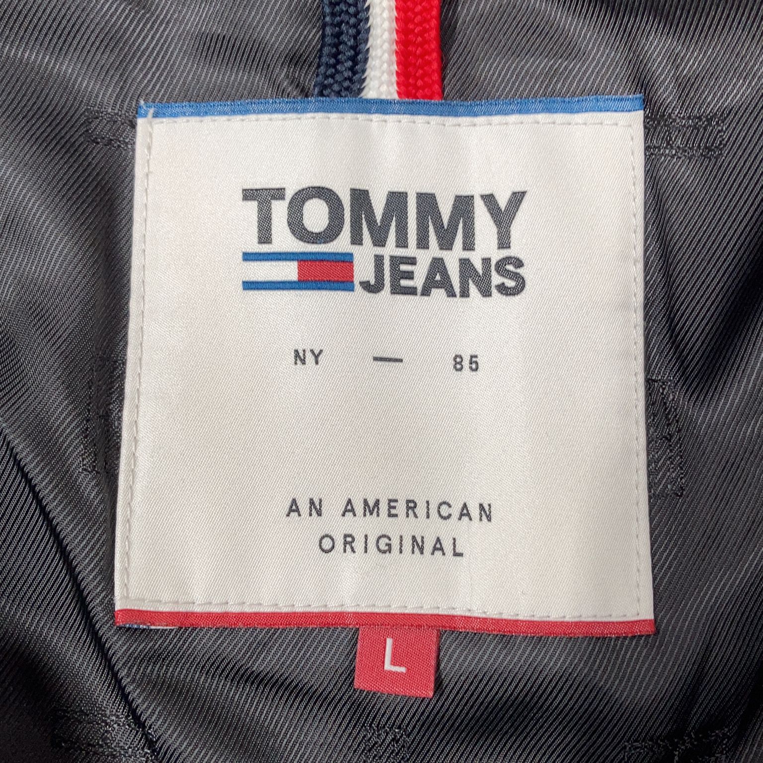 Tommy Hilfiger