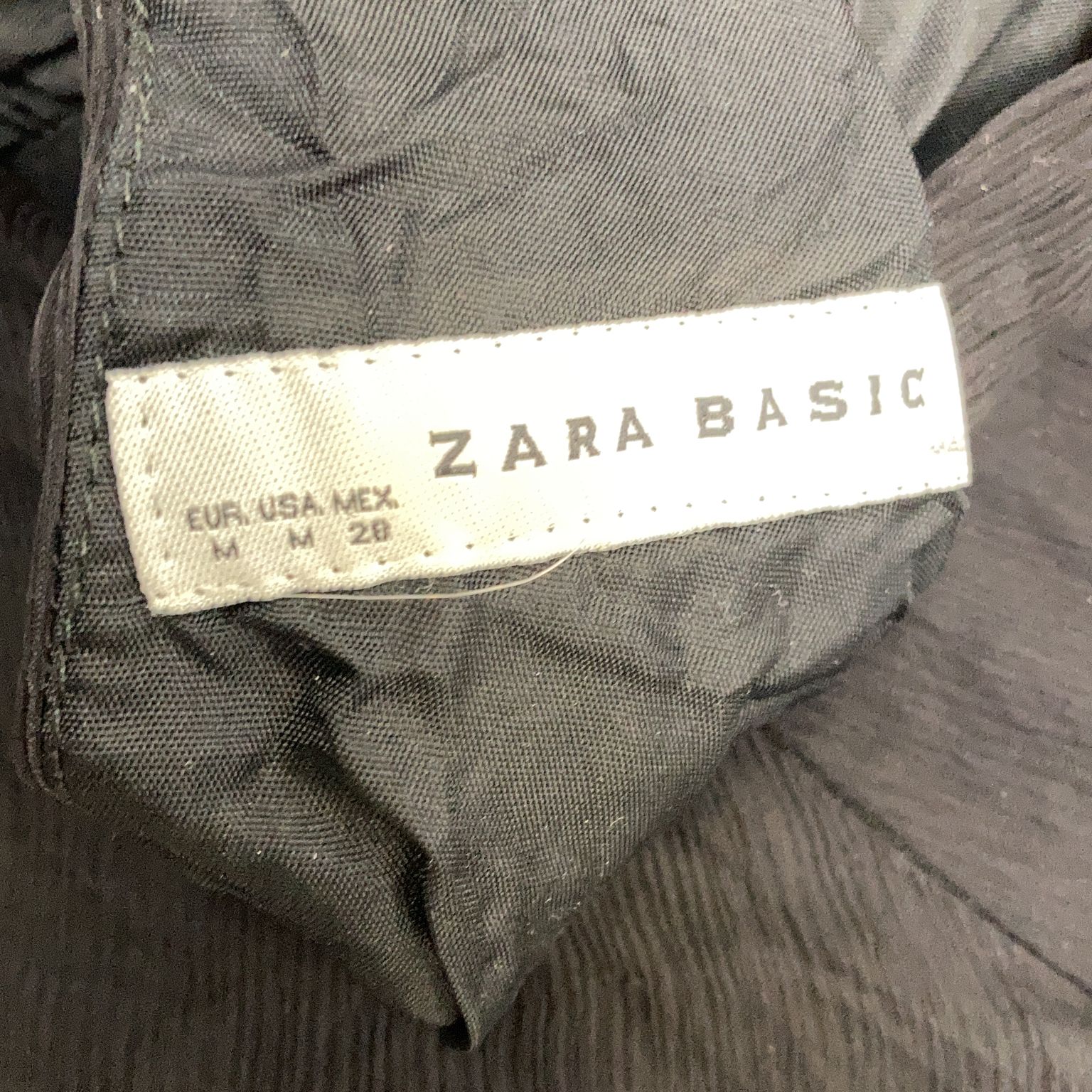 Zara Basic