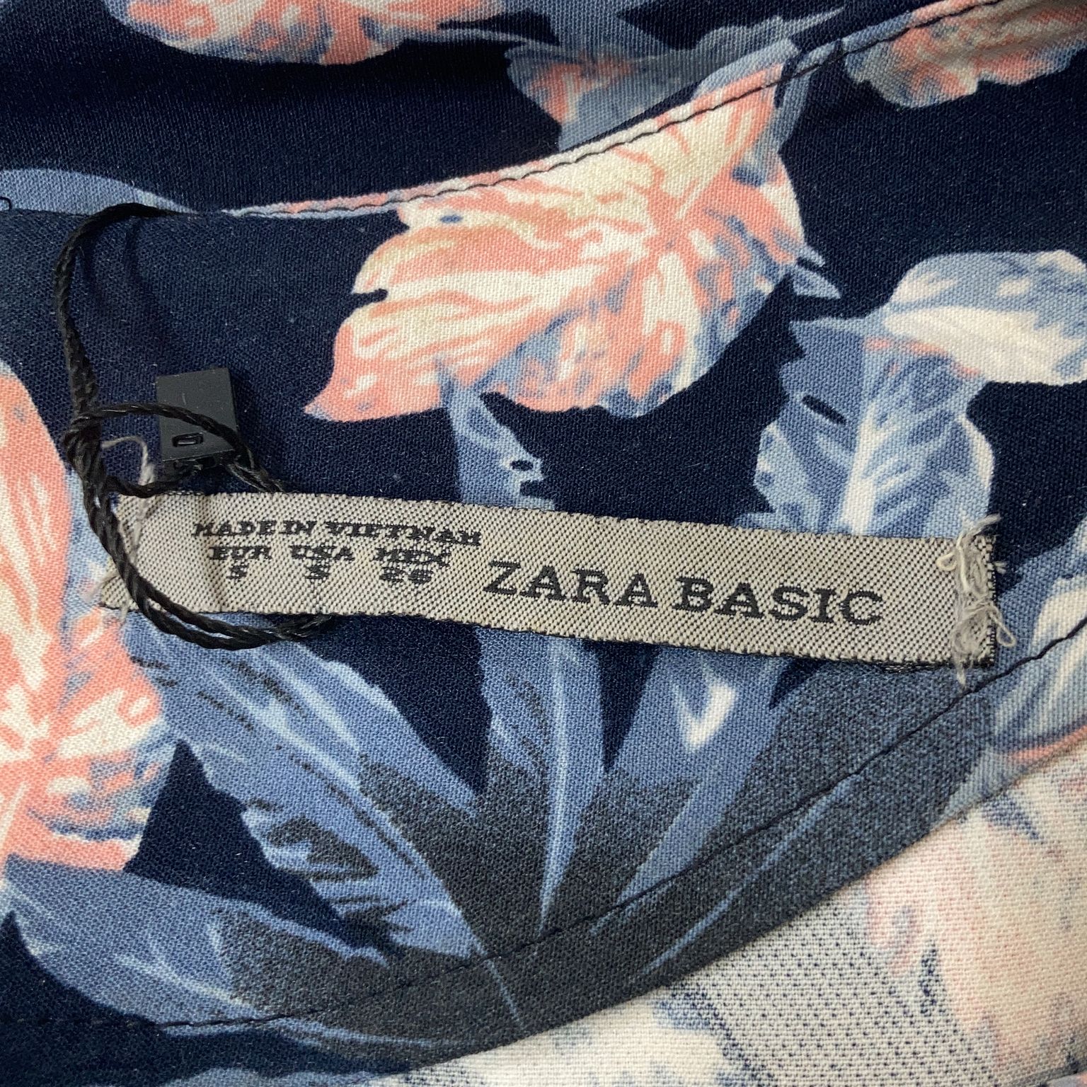 Zara Basic