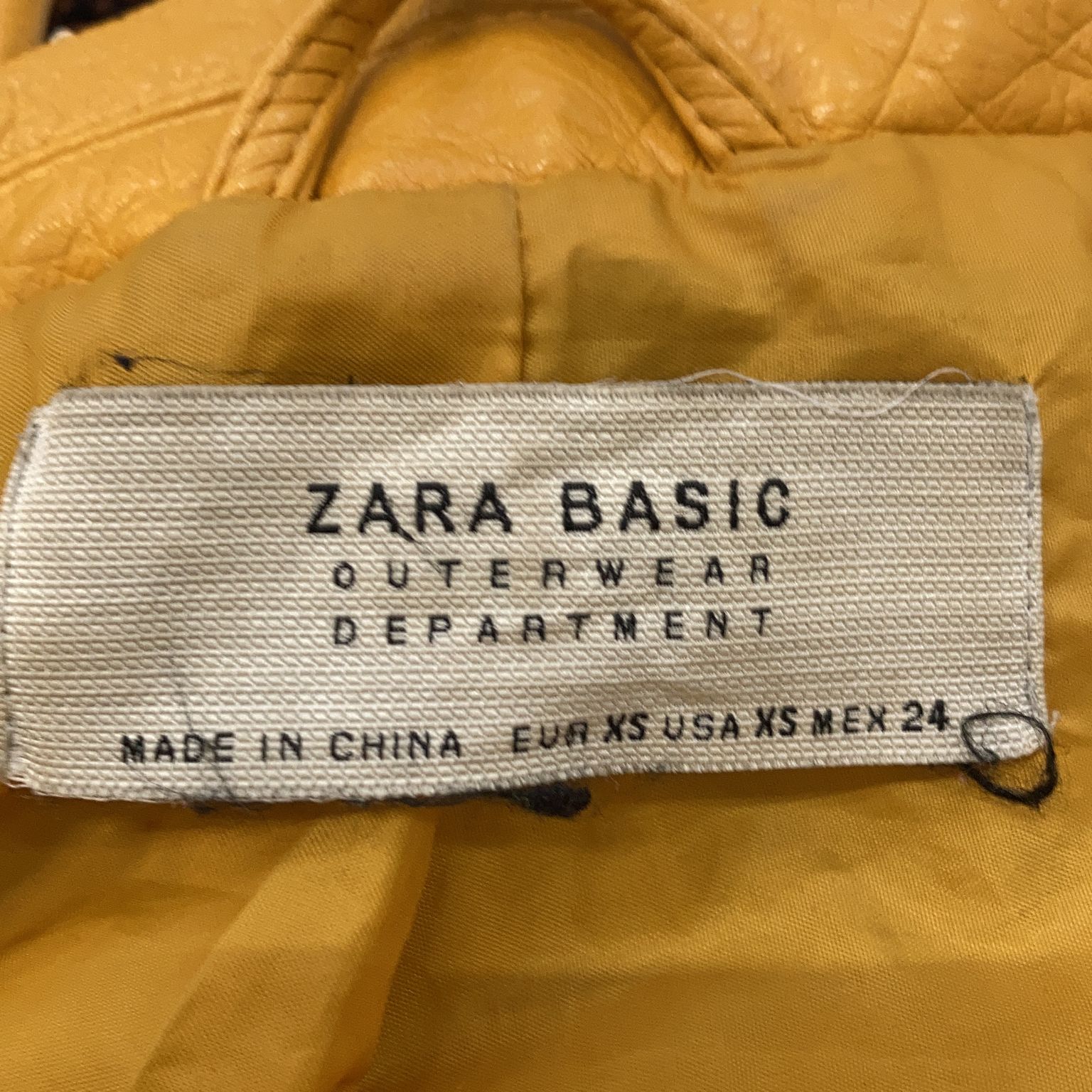 Zara Basic