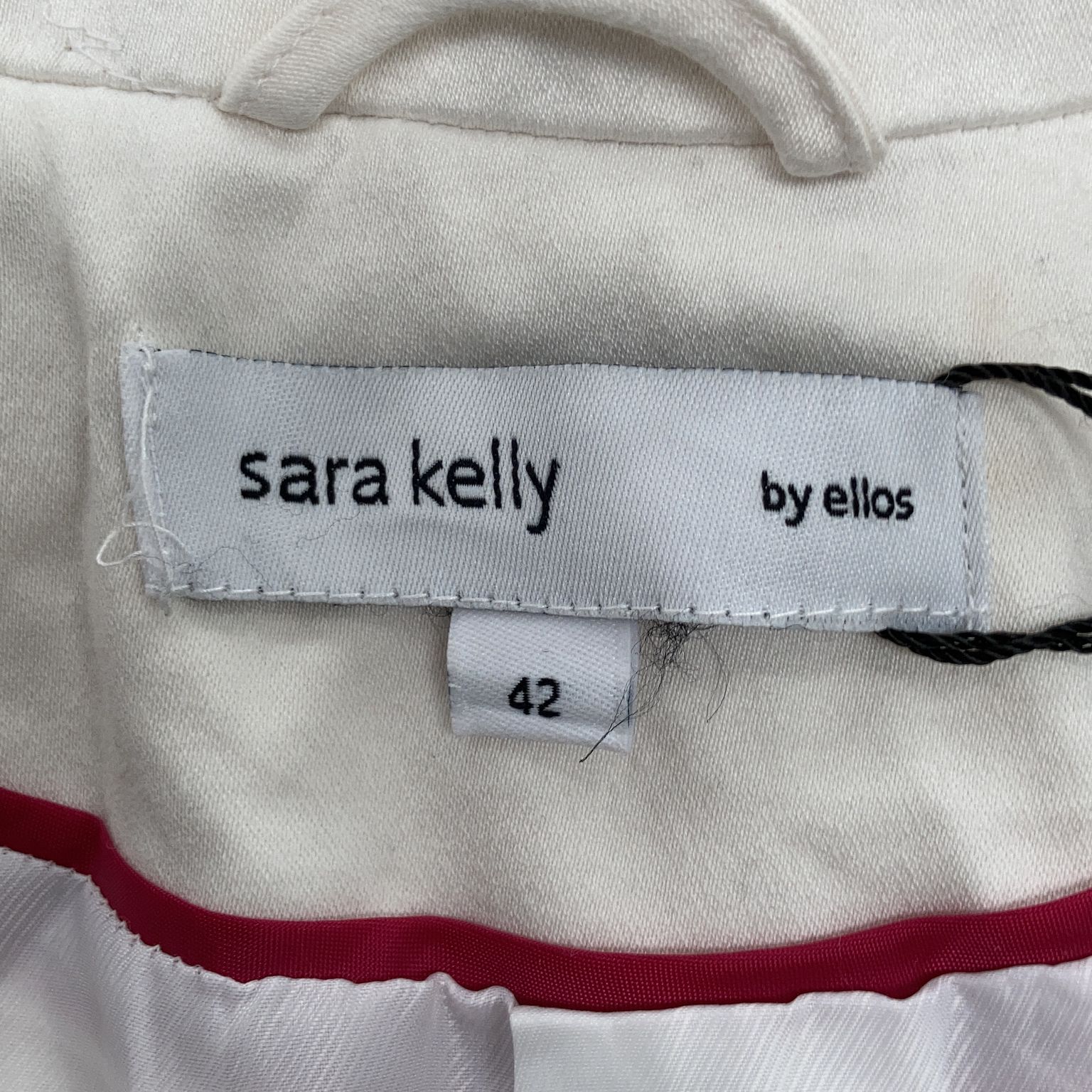 Sara Kelly by Ellos