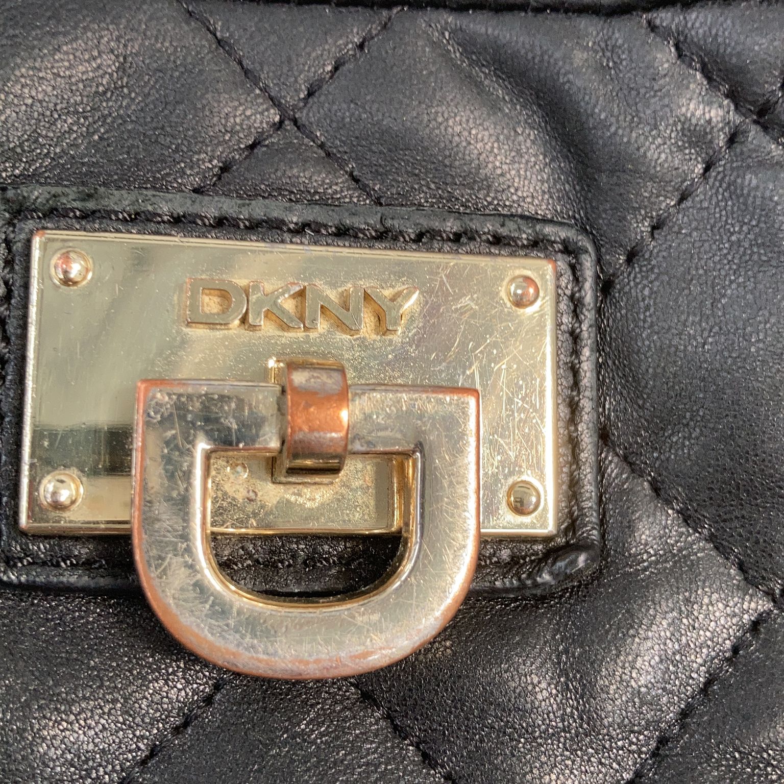 DKNY