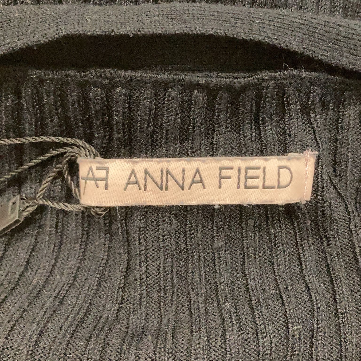 Anna Field