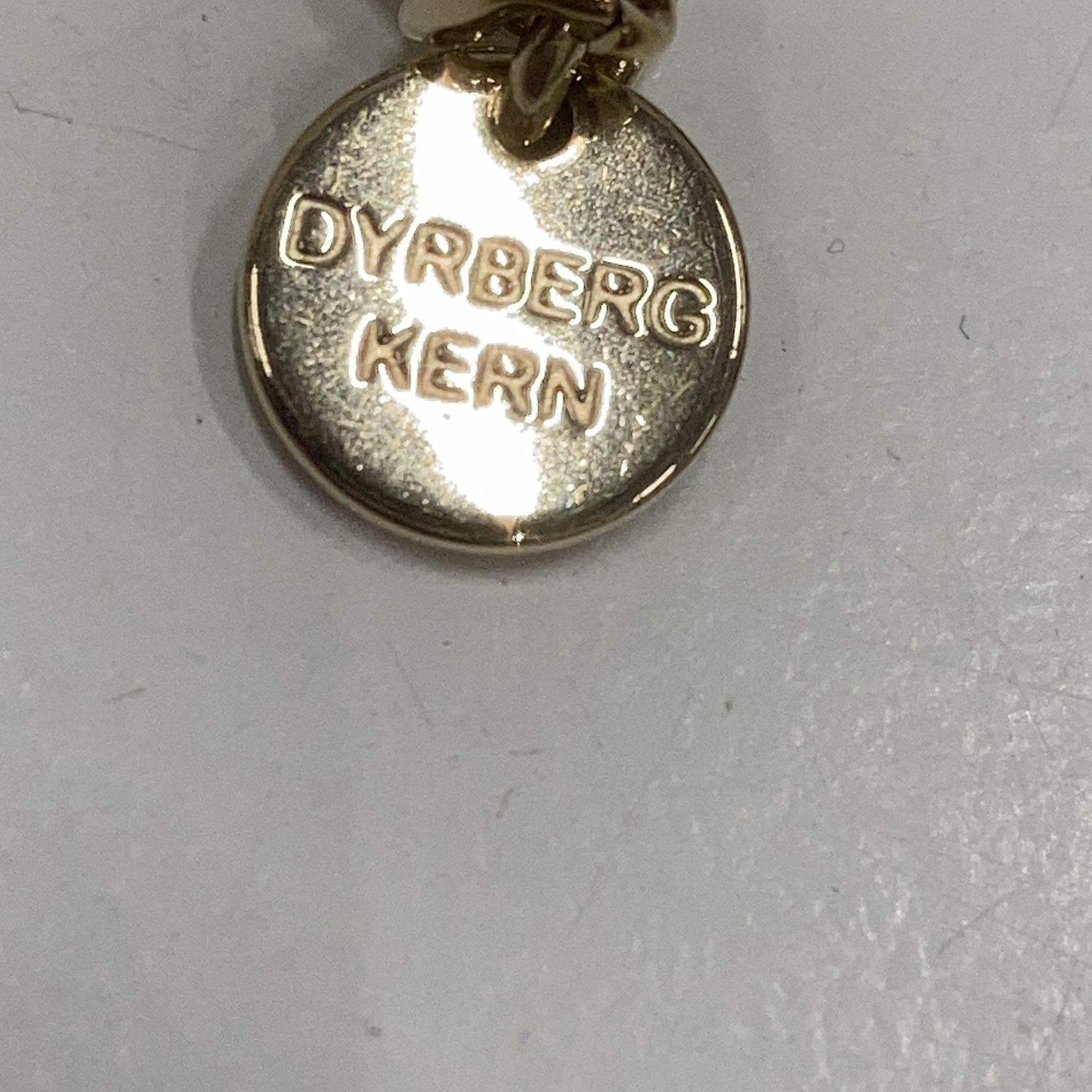 Dyrberg/Kern