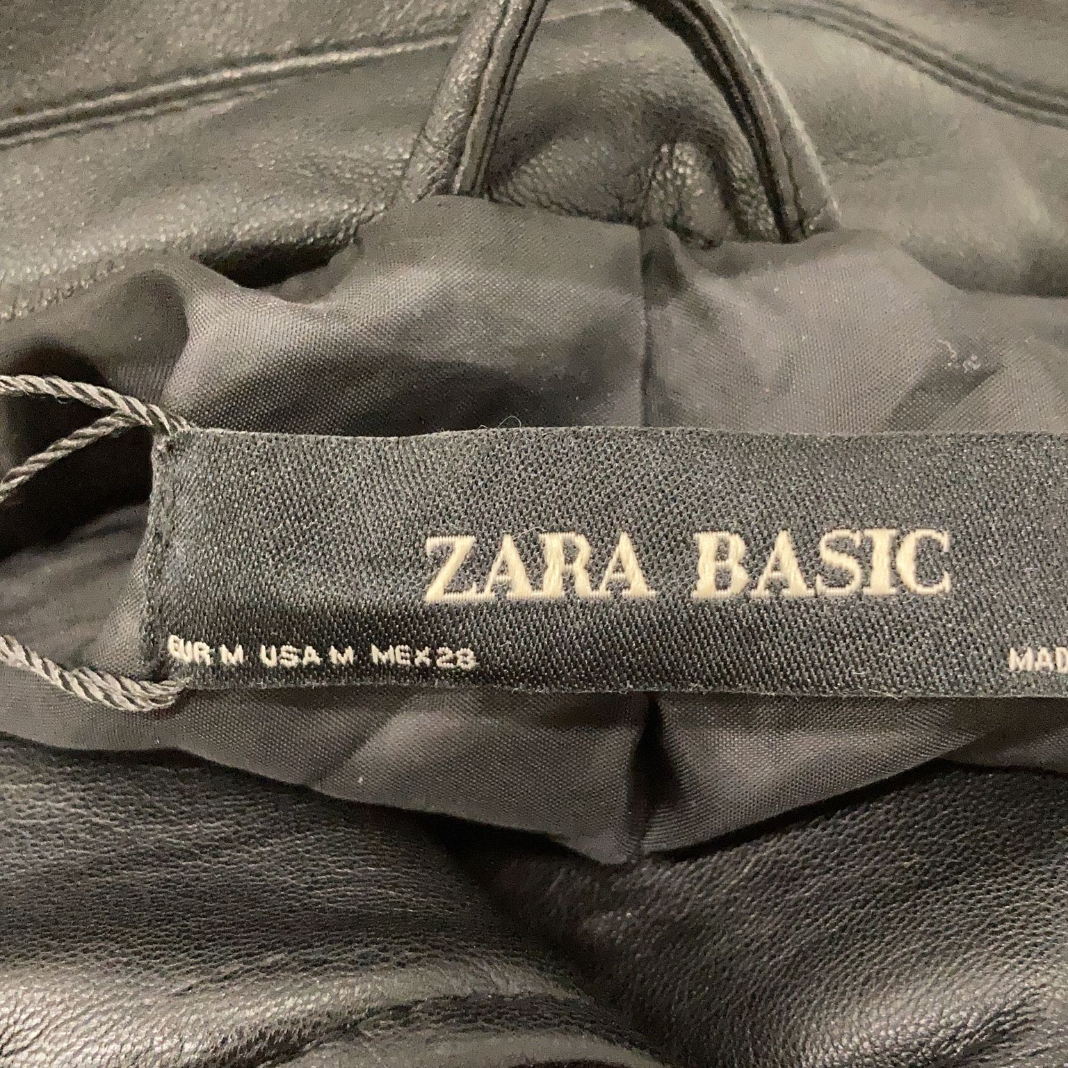 Zara Basic