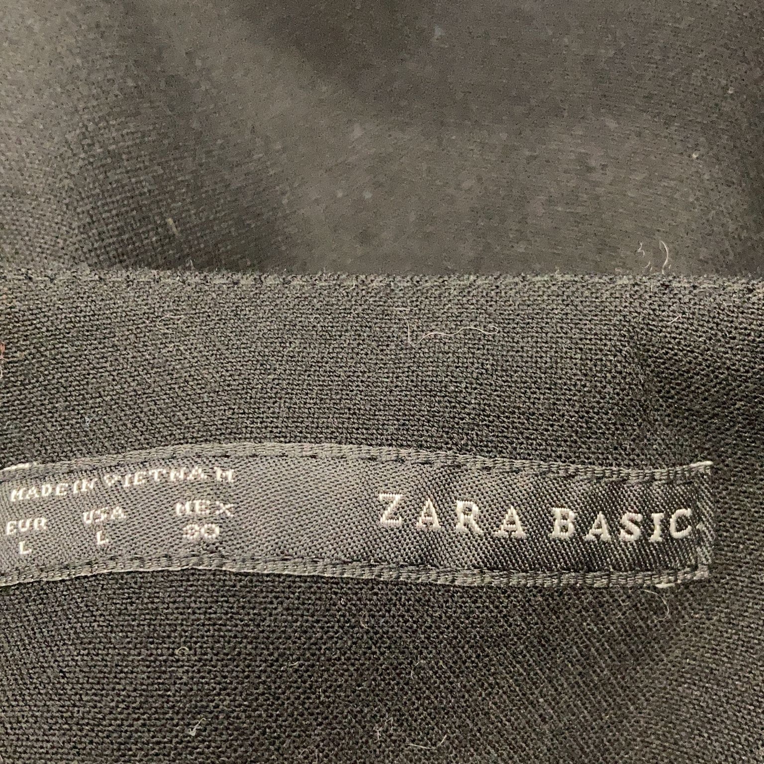 Zara Basic