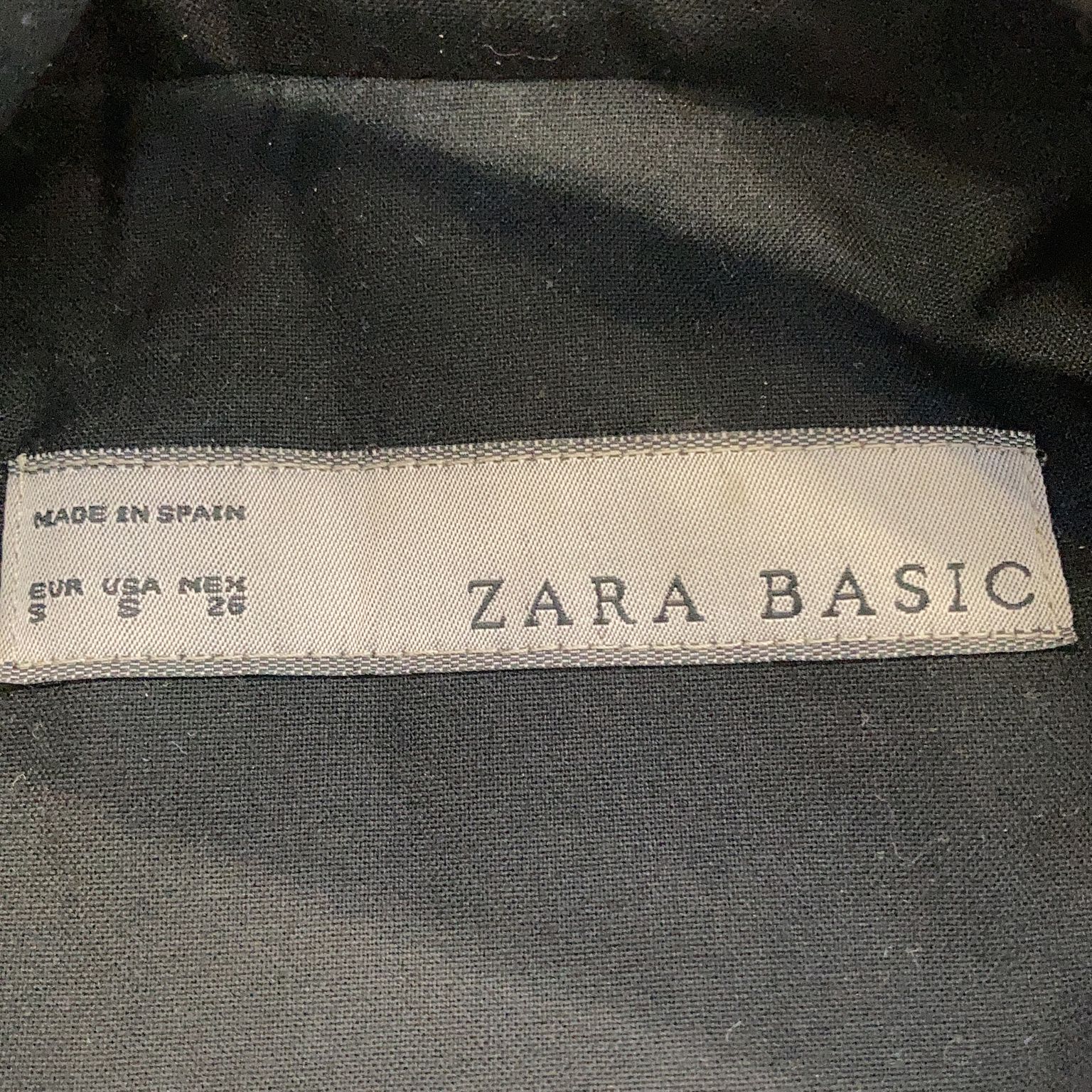 Zara Basic