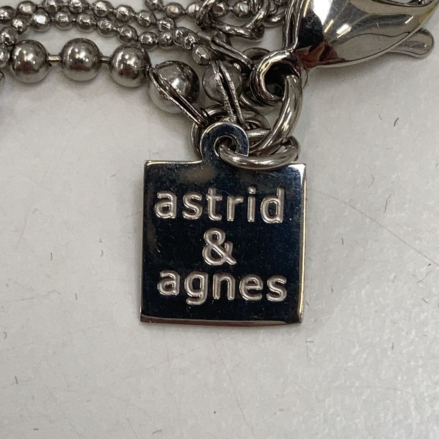 Astrid  Agnes