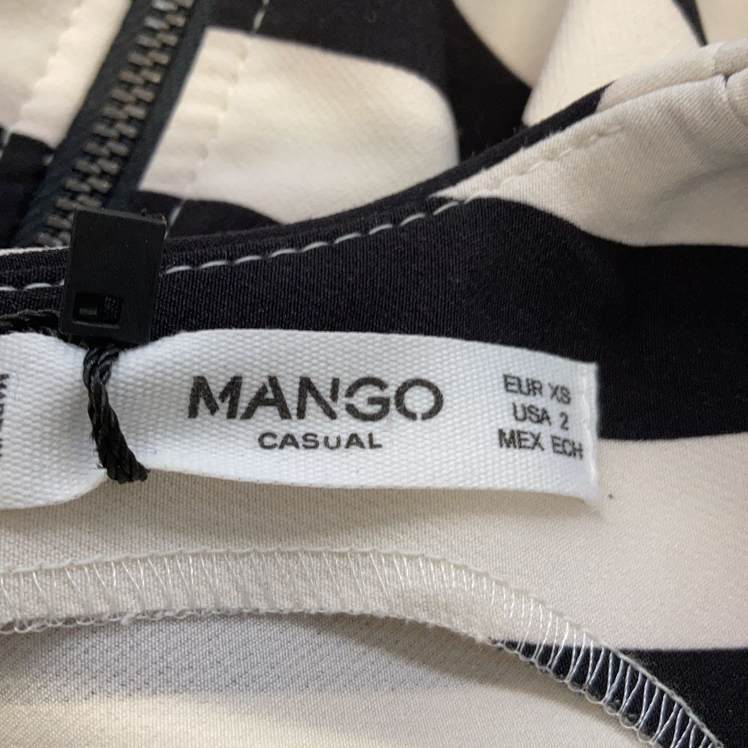 Mango Casual