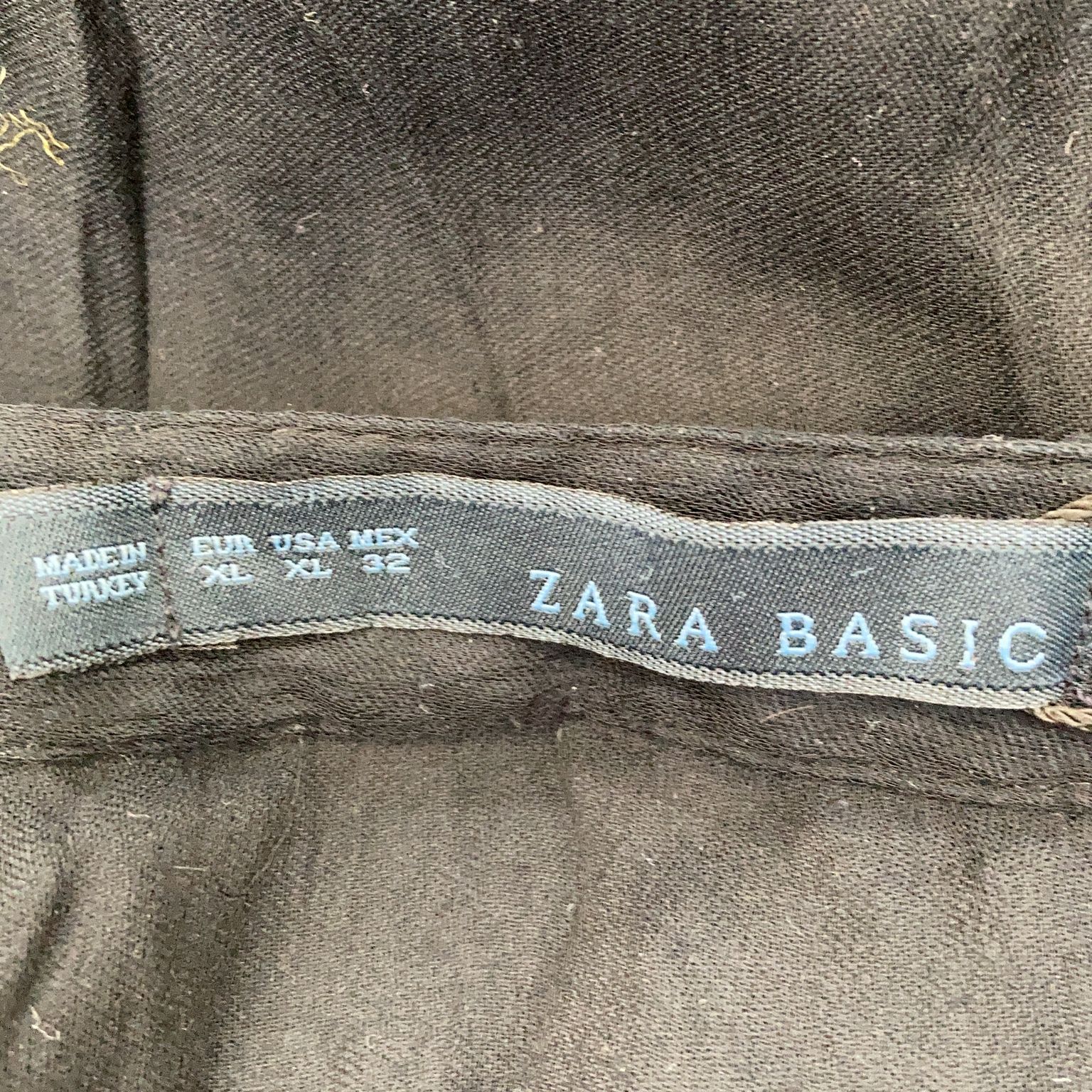 Zara Basic