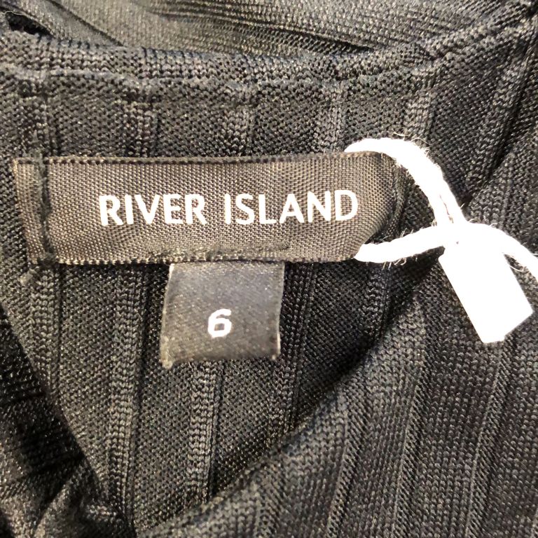 River Island