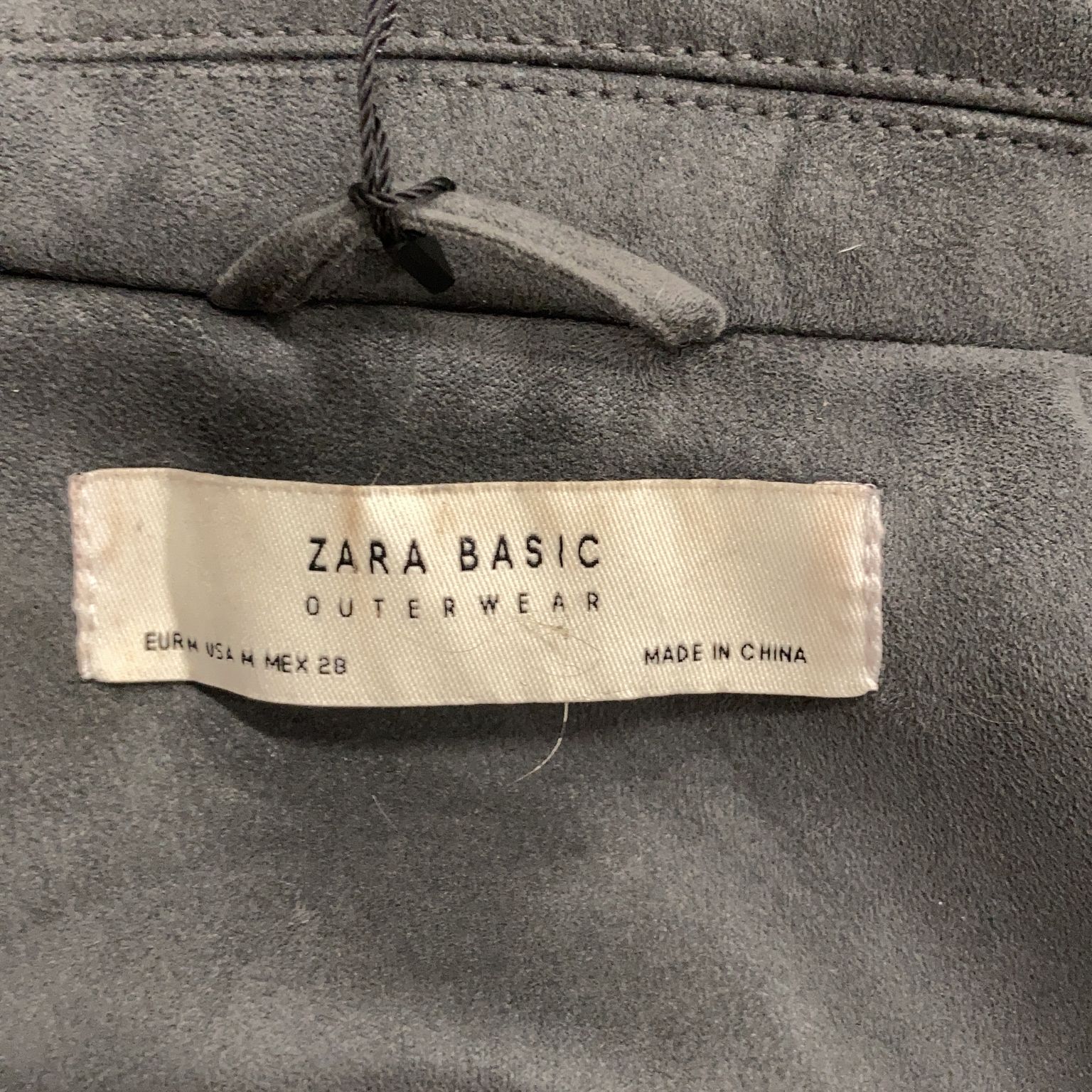 Zara Basic