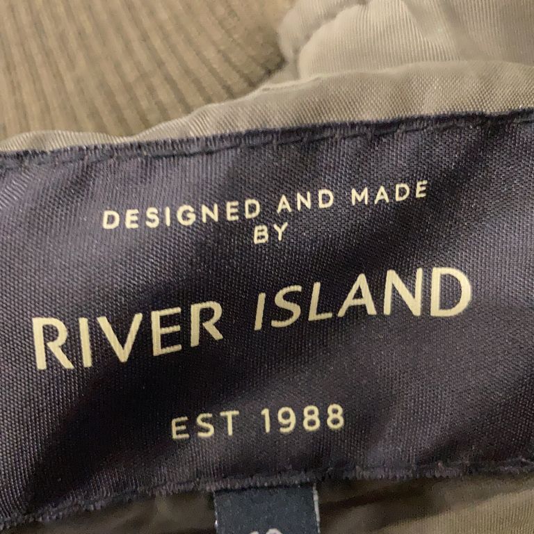 River Island