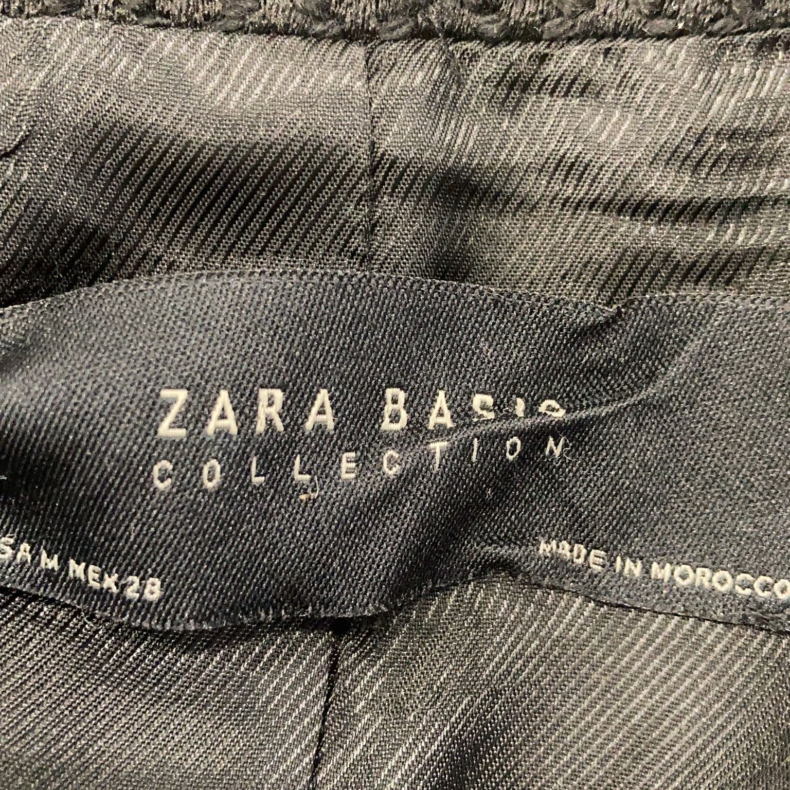 Zara Basic