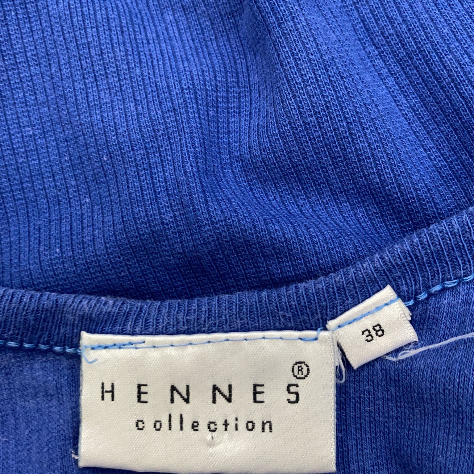 Hennes Collection