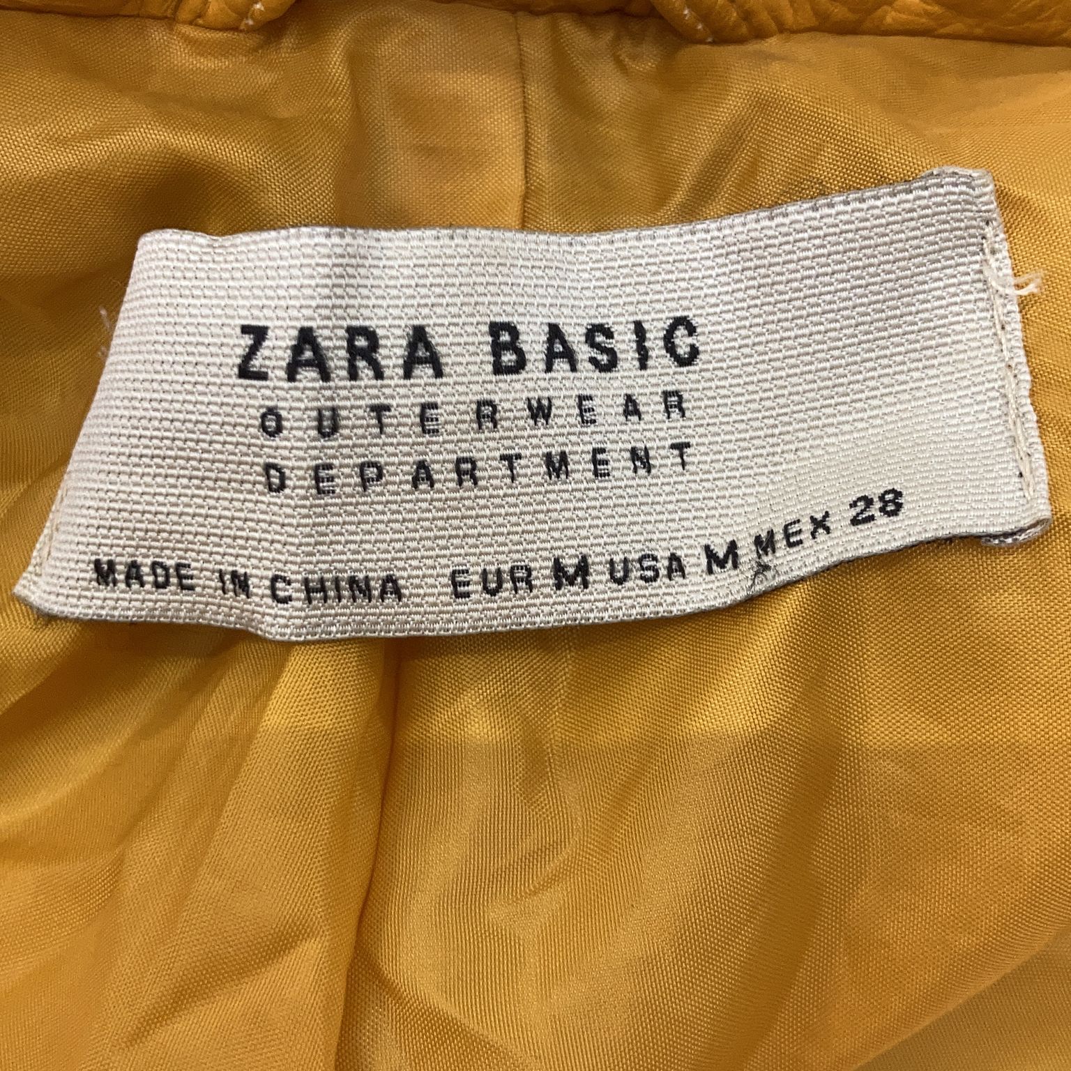 Zara Basic