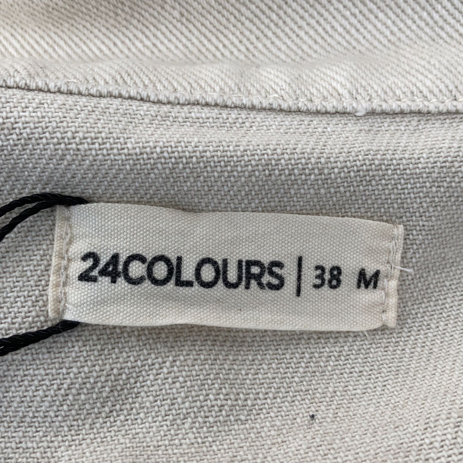 24 Colours