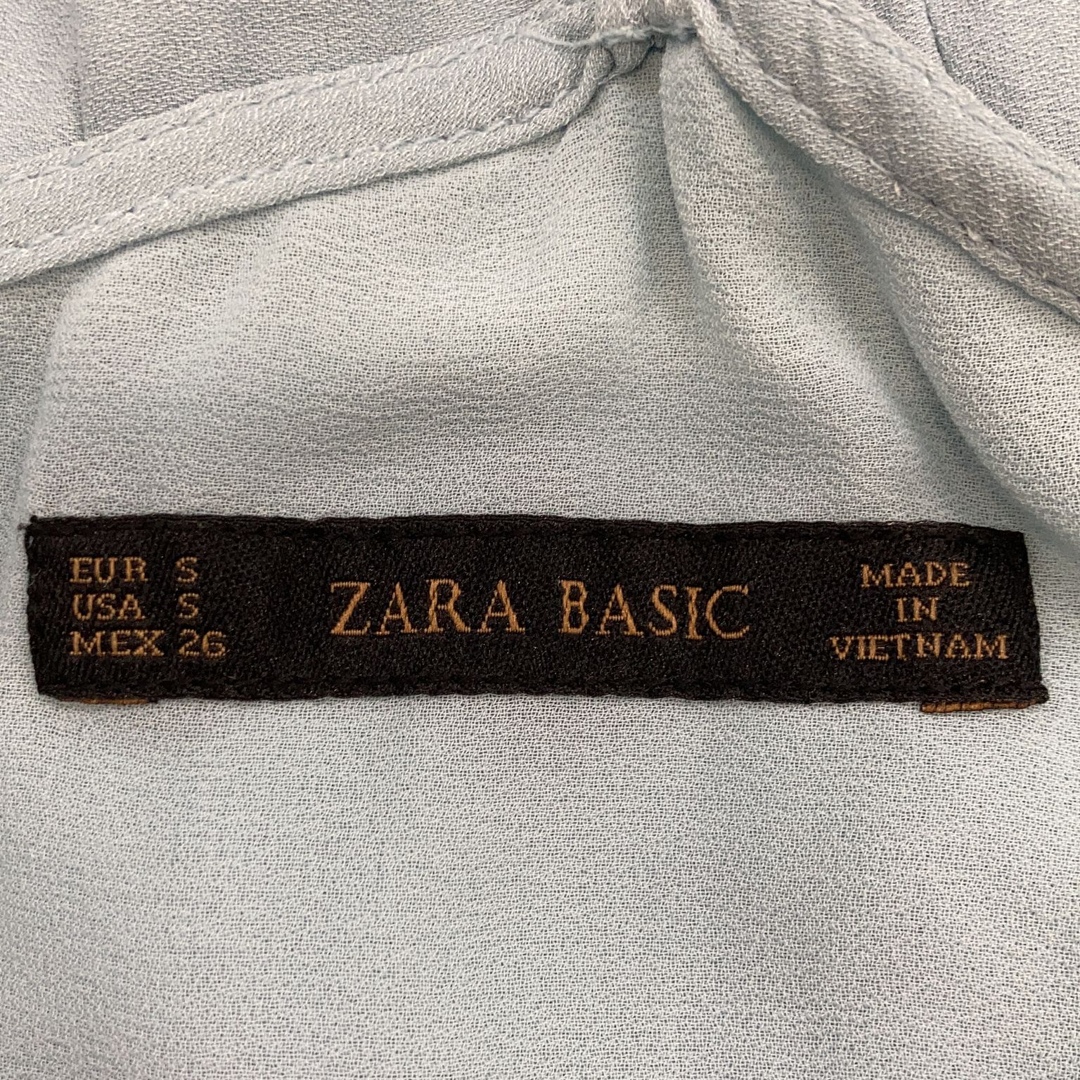 Zara Basic