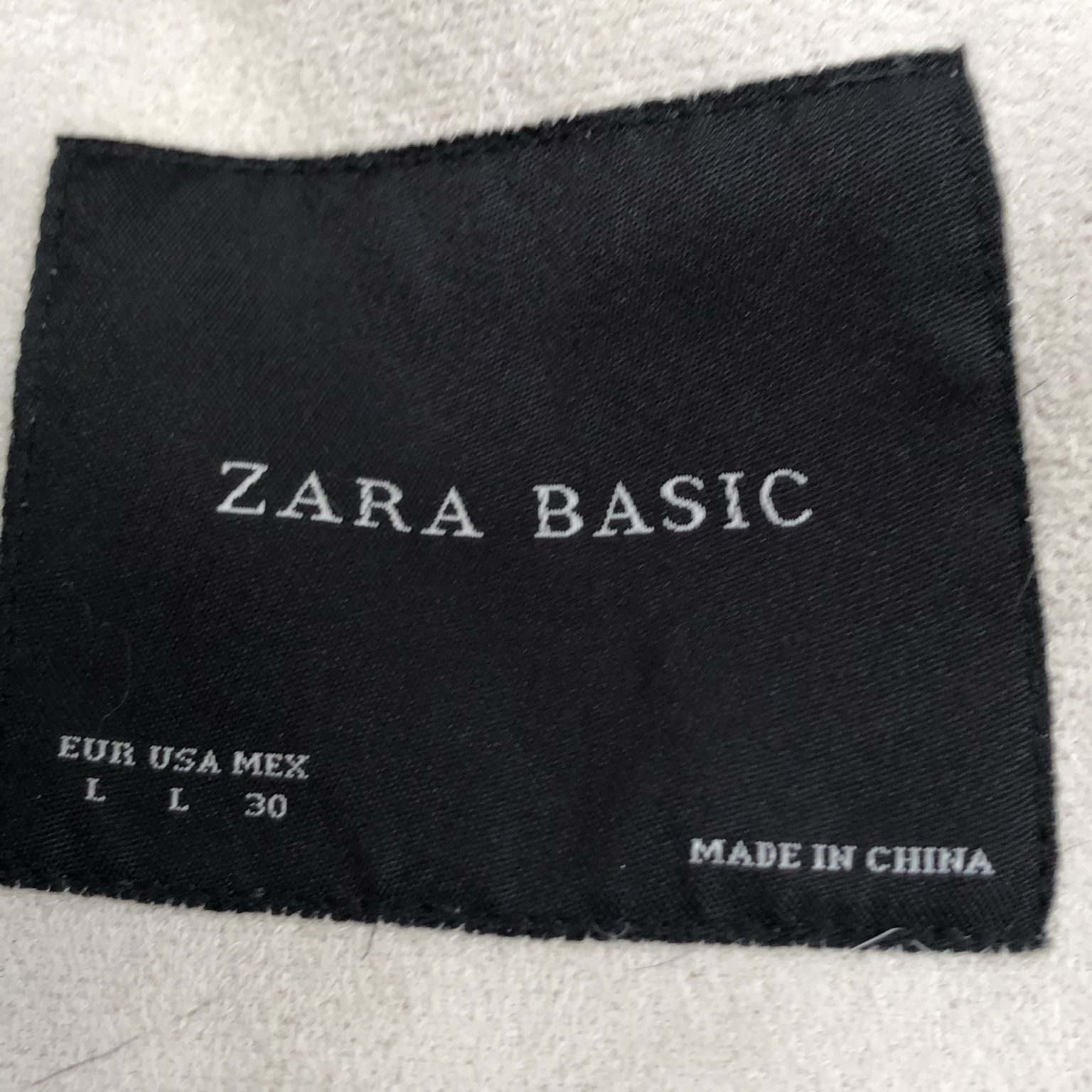 Zara Basic