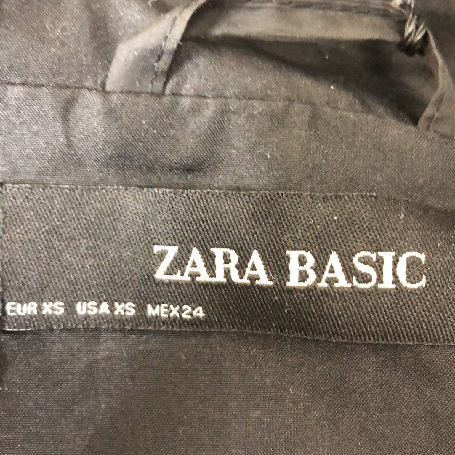 Zara Basic