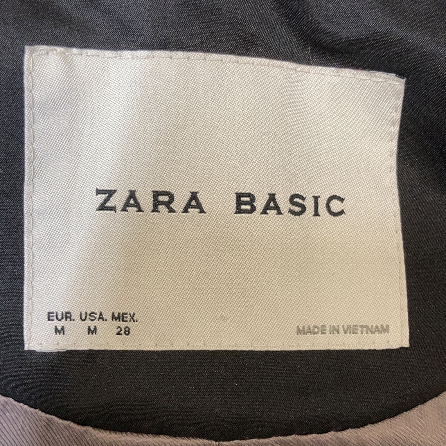 Zara Basic