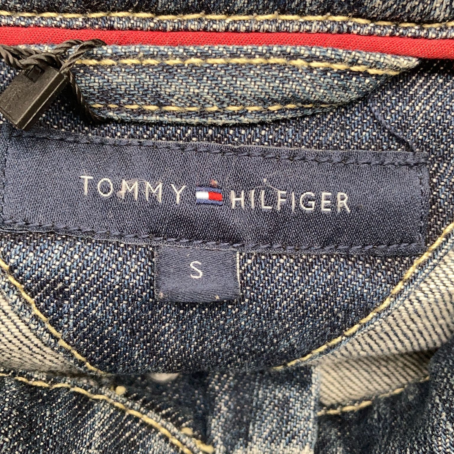 Tommy Hilfiger