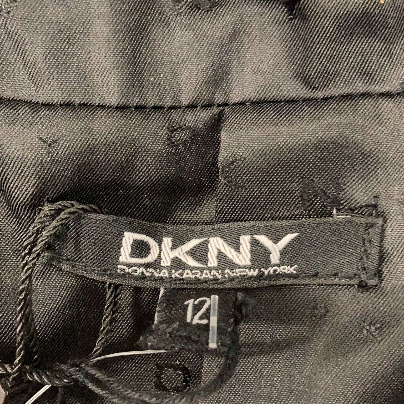 DKNY