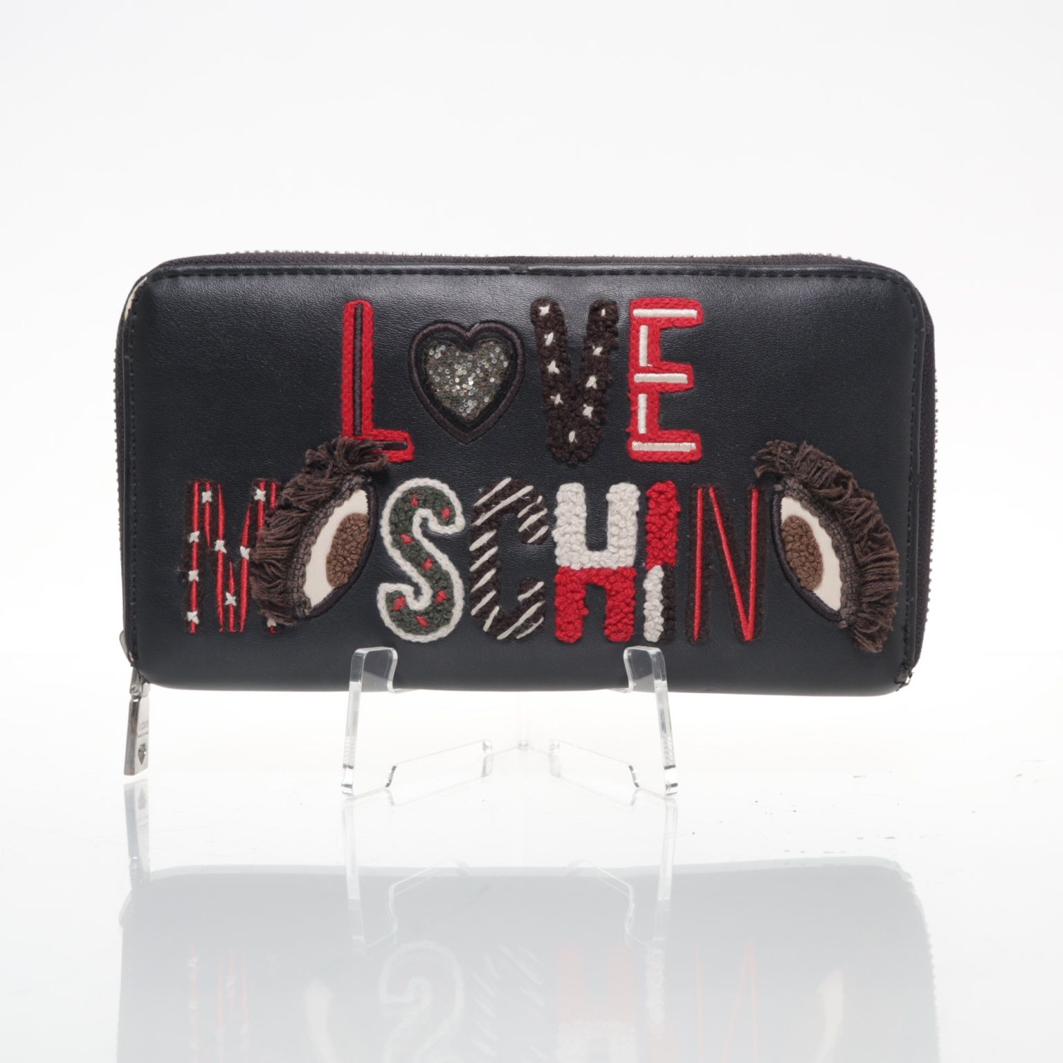 Love Moschino