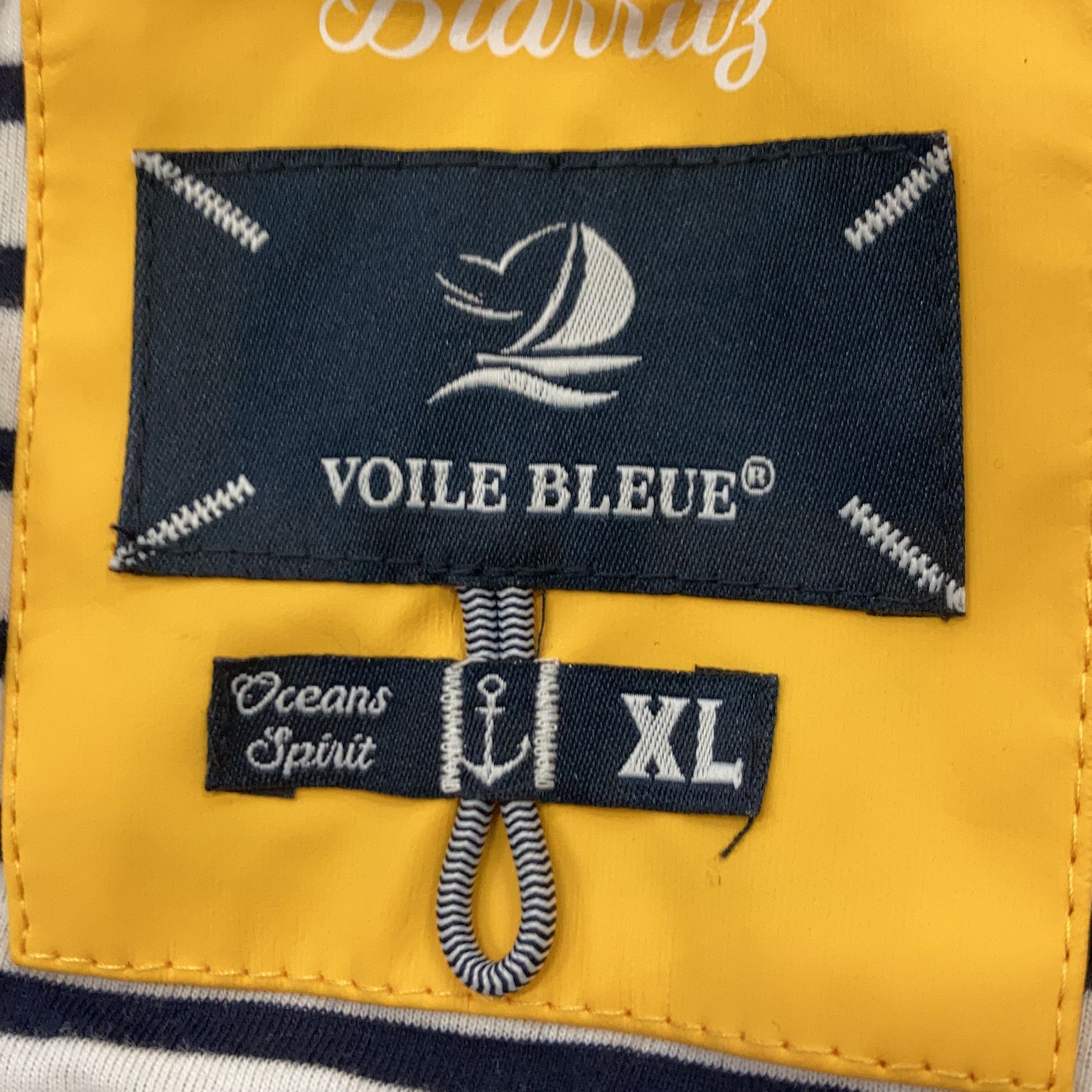 Voile Bleue